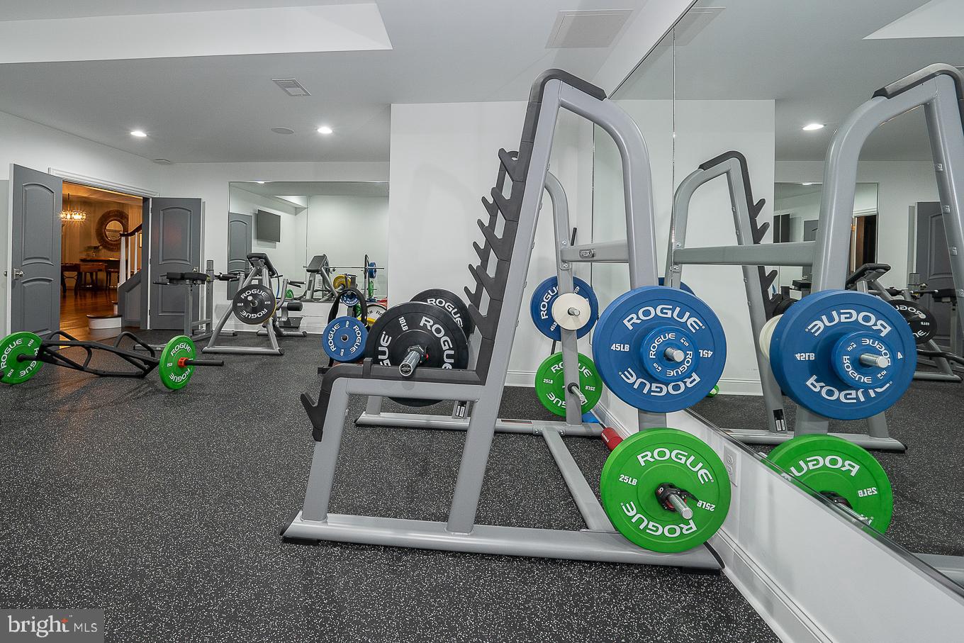 ASHWOOD HALL - Residential