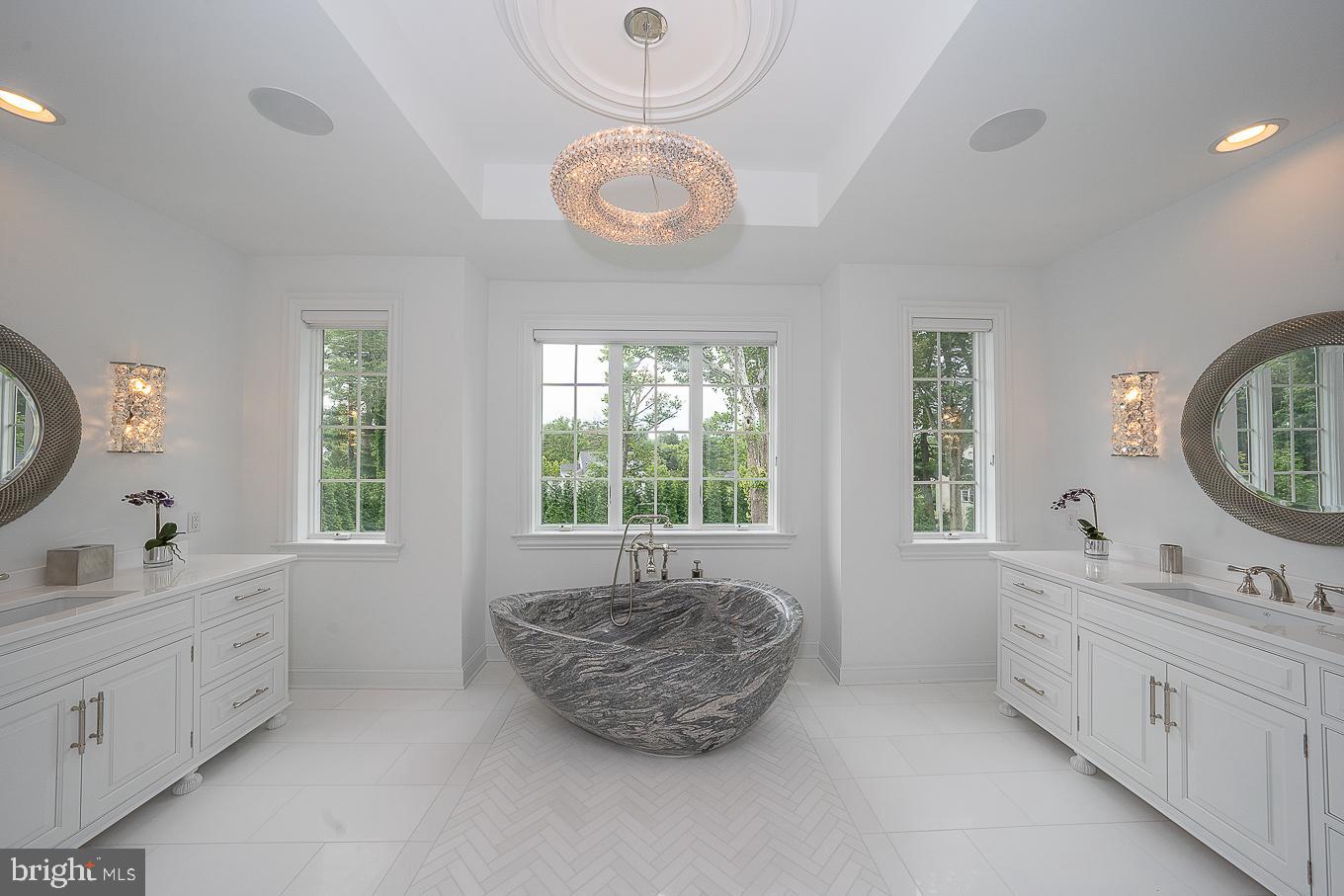 ASHWOOD HALL - Residential