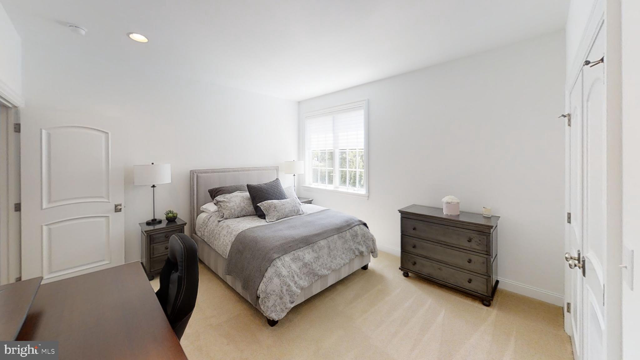 ASHWOOD HALL - Residential