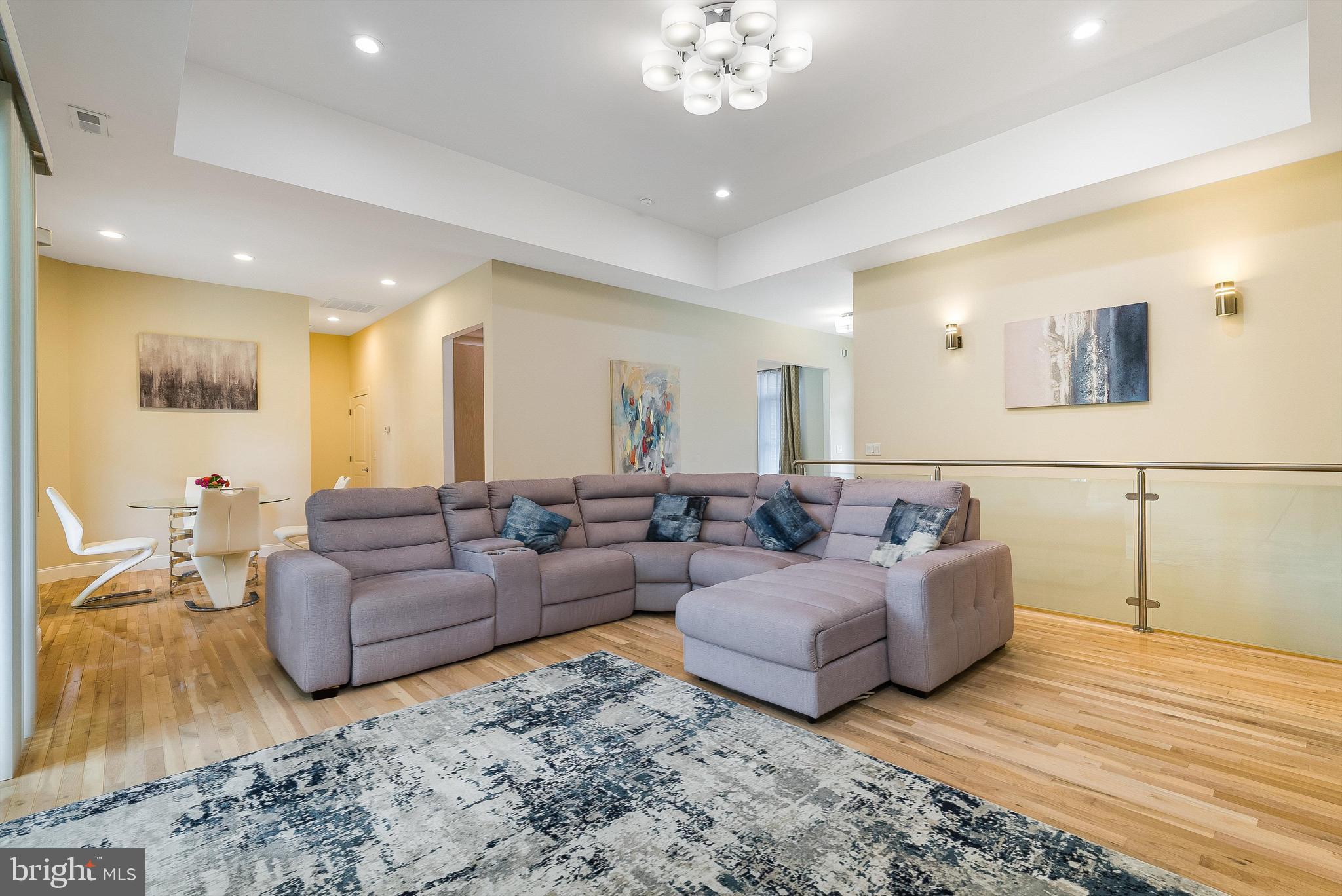 HIGHLAND PARK - Residential