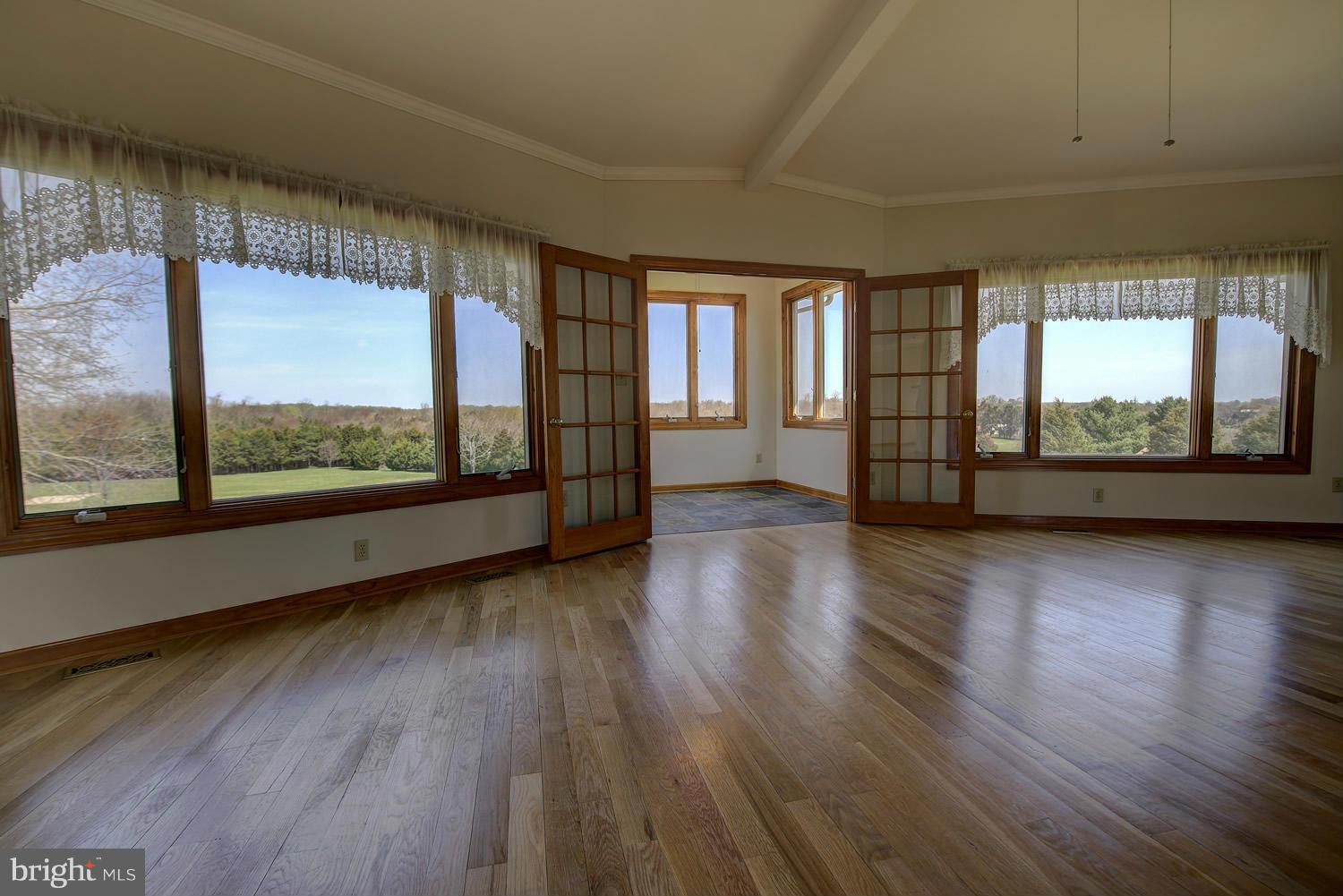 BLUEMONT KNOLLS - Residential