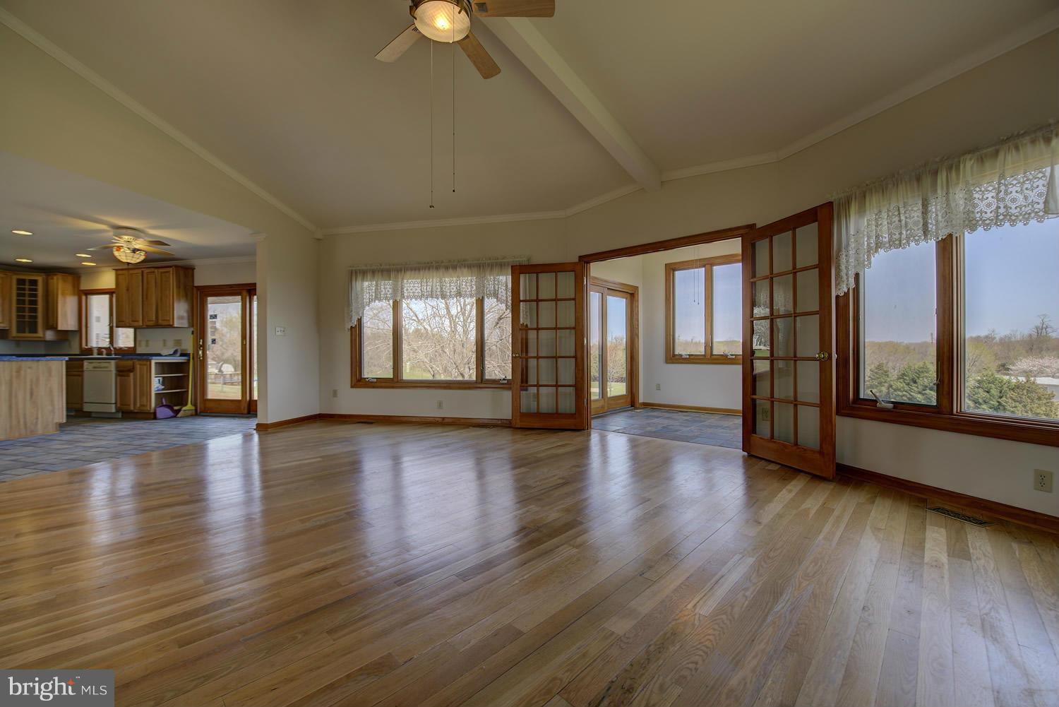 BLUEMONT KNOLLS - Residential