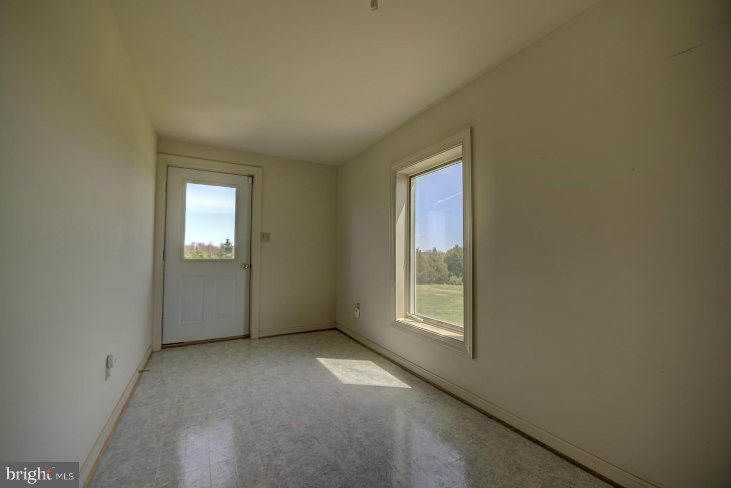 BLUEMONT KNOLLS - Residential