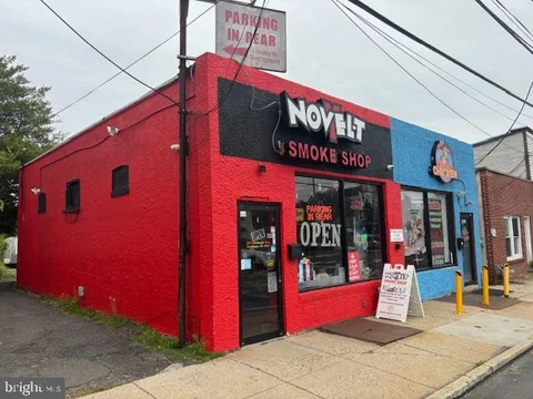 premium smoke and vape Vape Shops near Altoona, Pennsylvania zip code 16601 main image 0