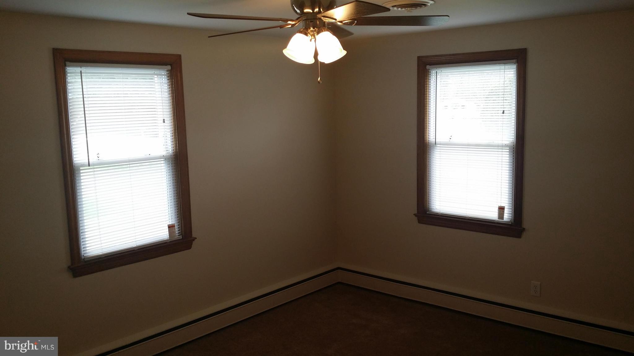 CORNS MANOR - Residential