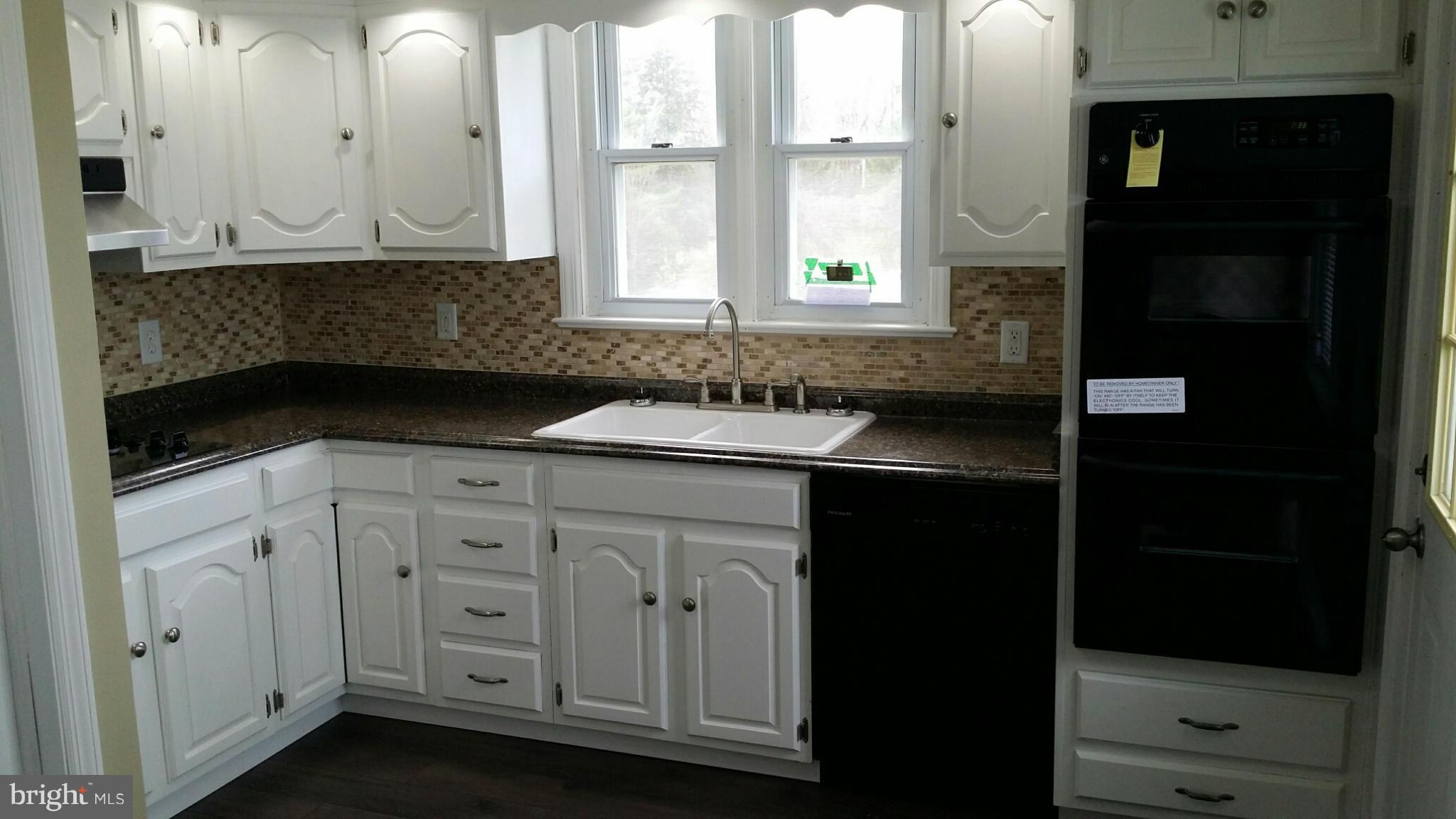 CORNS MANOR - Residential