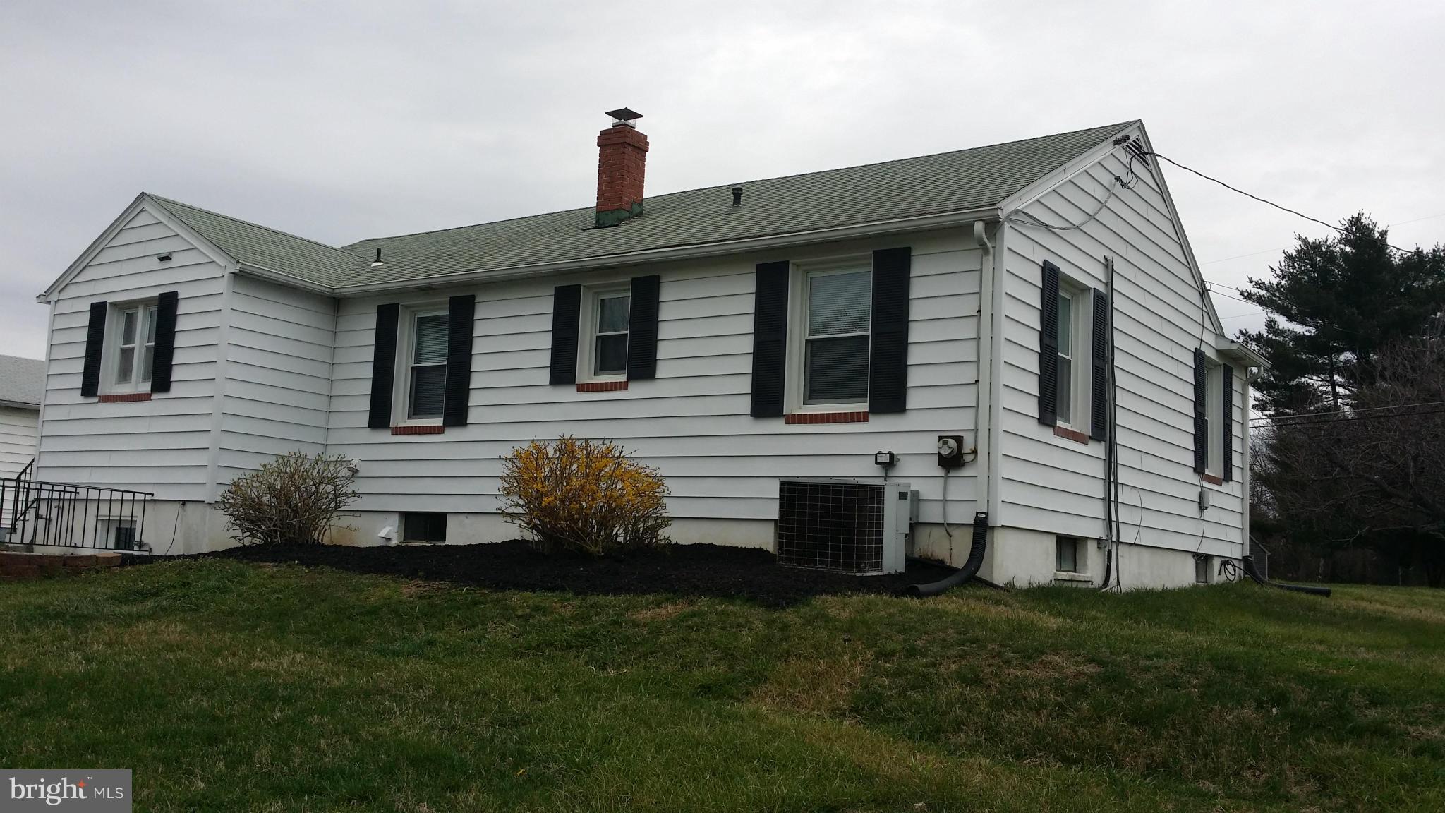 CORNS MANOR - Residential