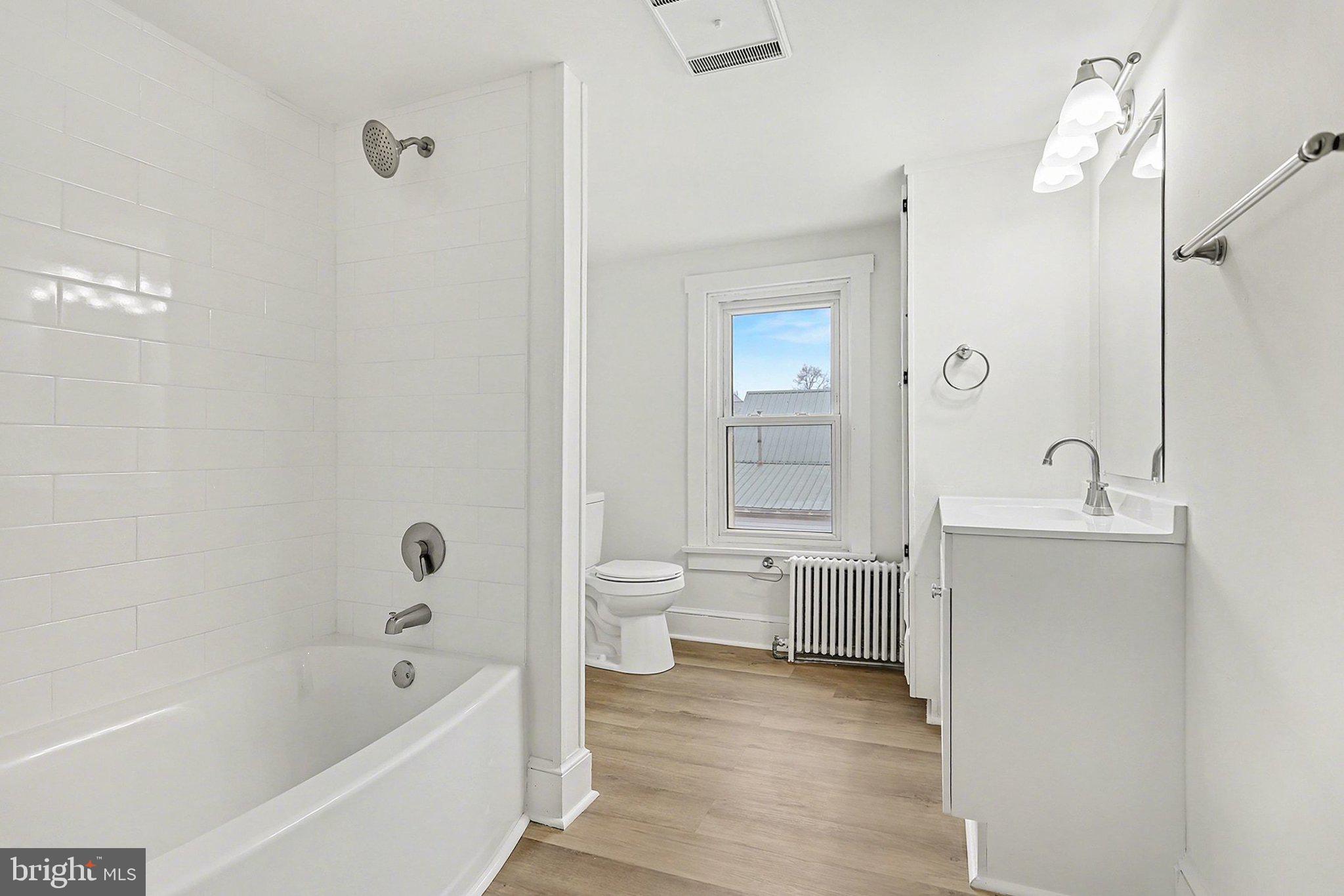 FAWN GROVE SQUARE - Residential