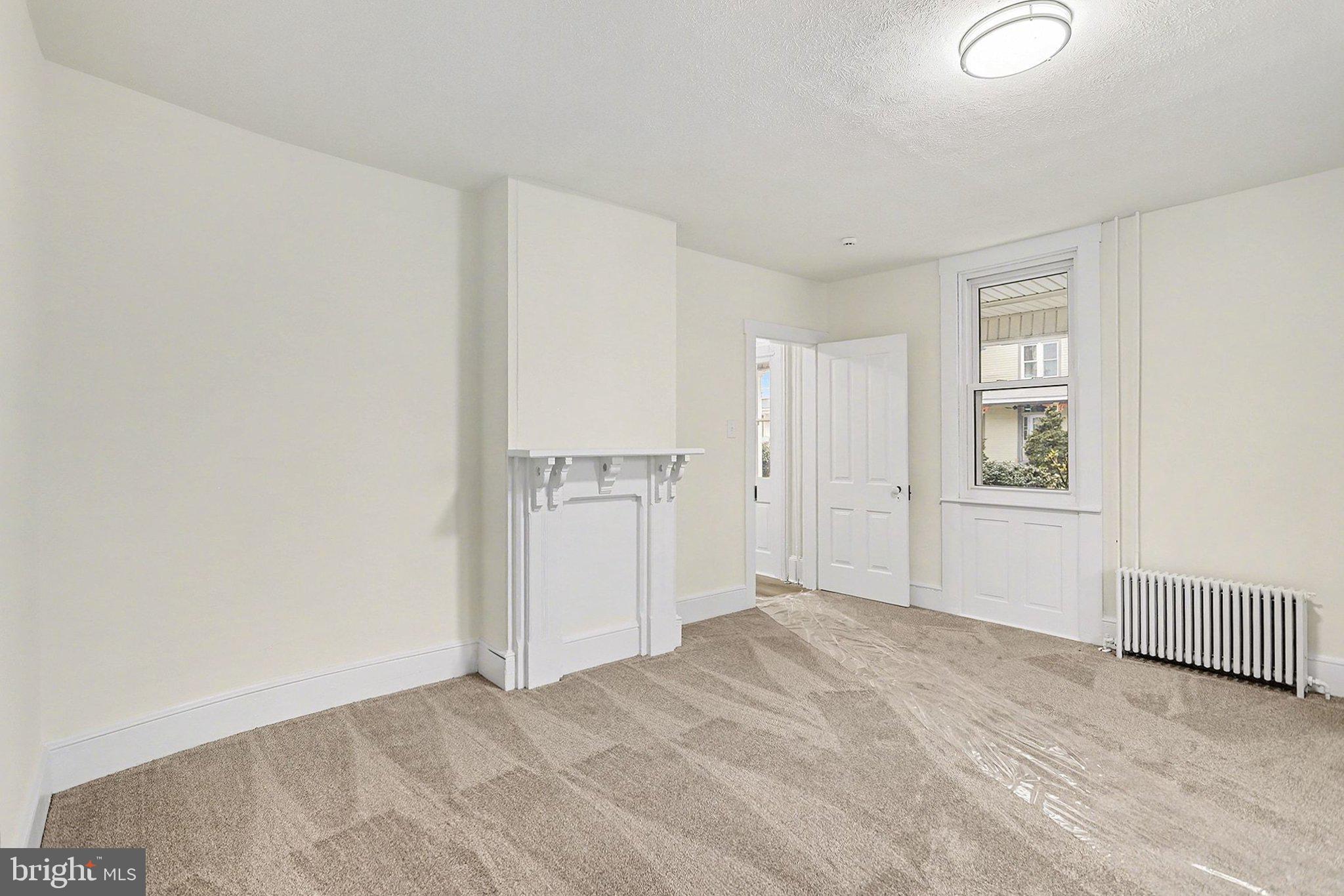 FAWN GROVE SQUARE - Residential