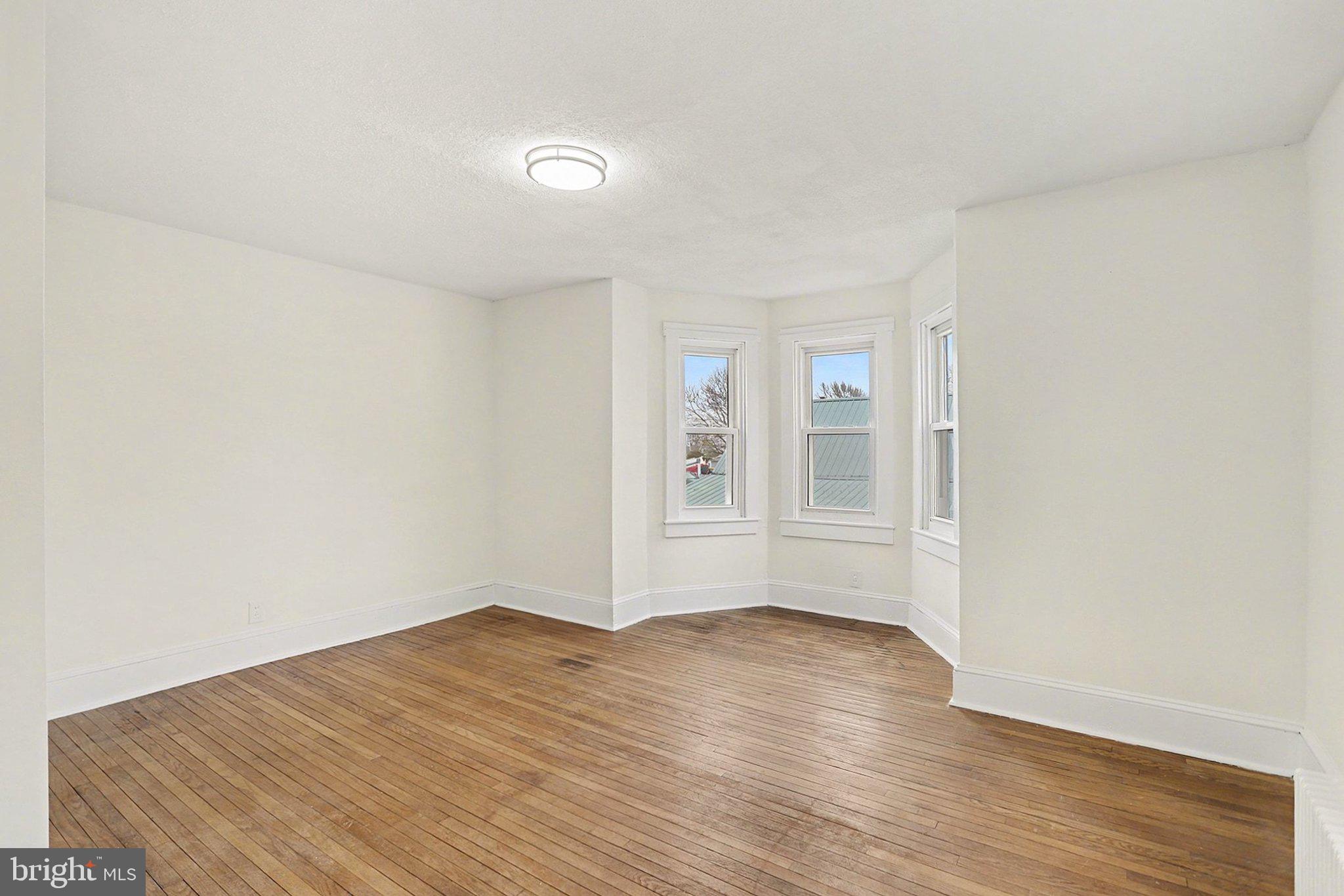 FAWN GROVE SQUARE - Residential