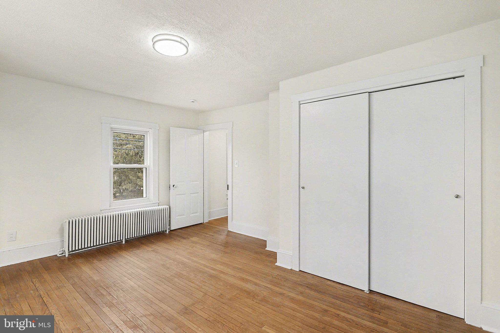 FAWN GROVE SQUARE - Residential