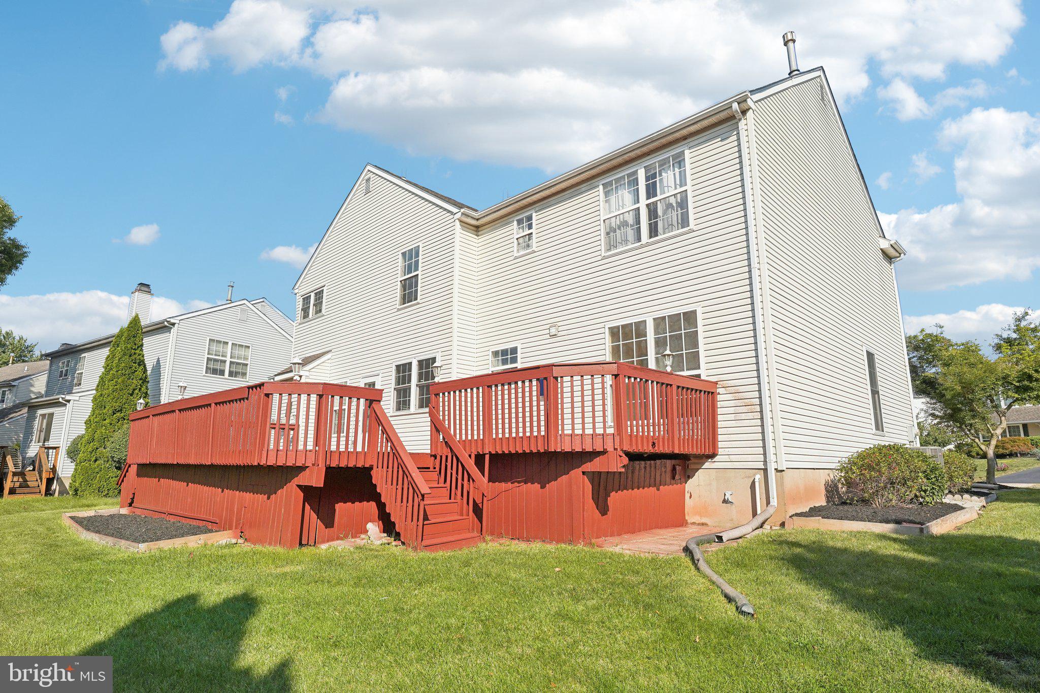 SUMNEY RIDGE - Residential