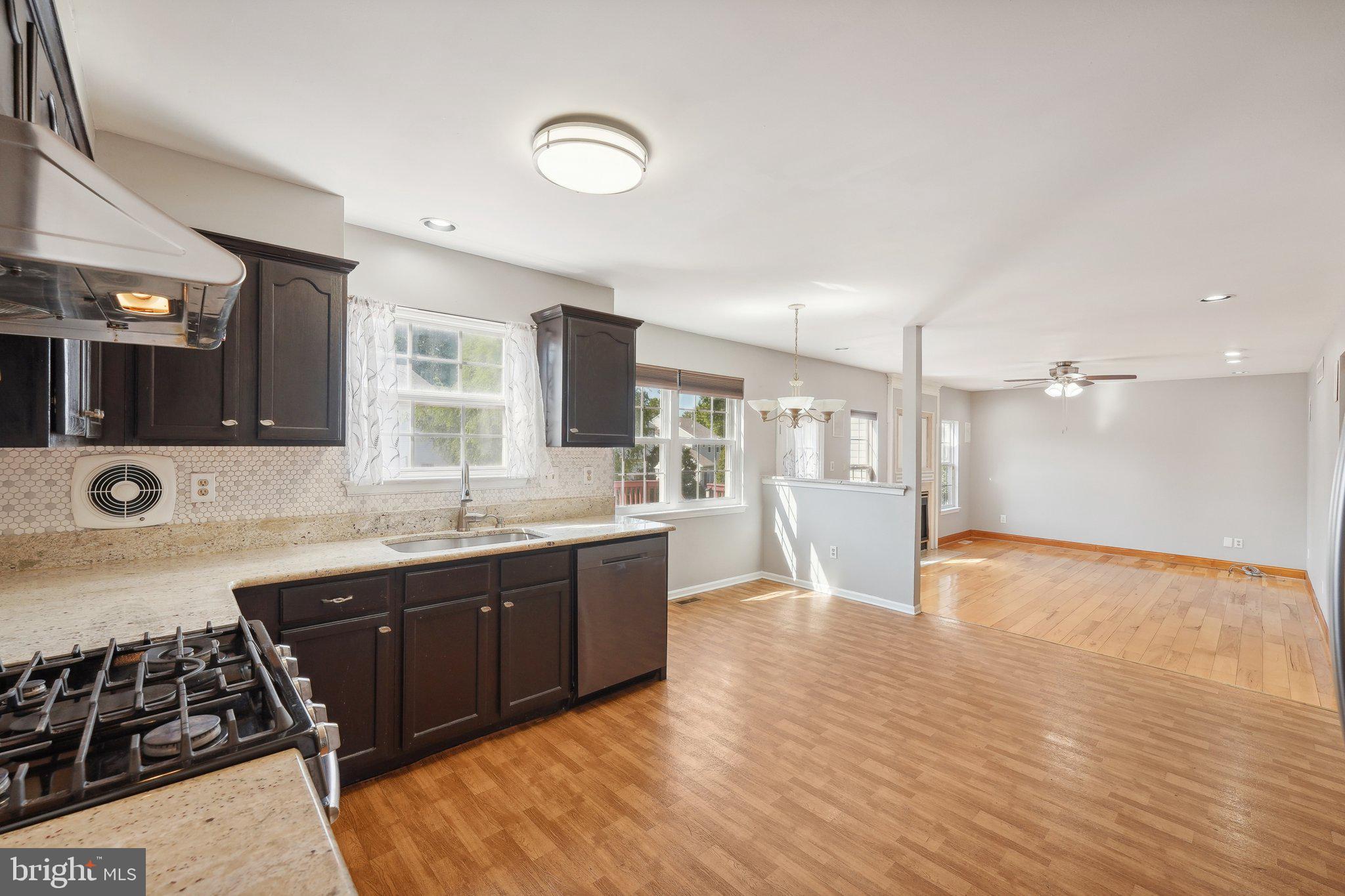 SUMNEY RIDGE - Residential