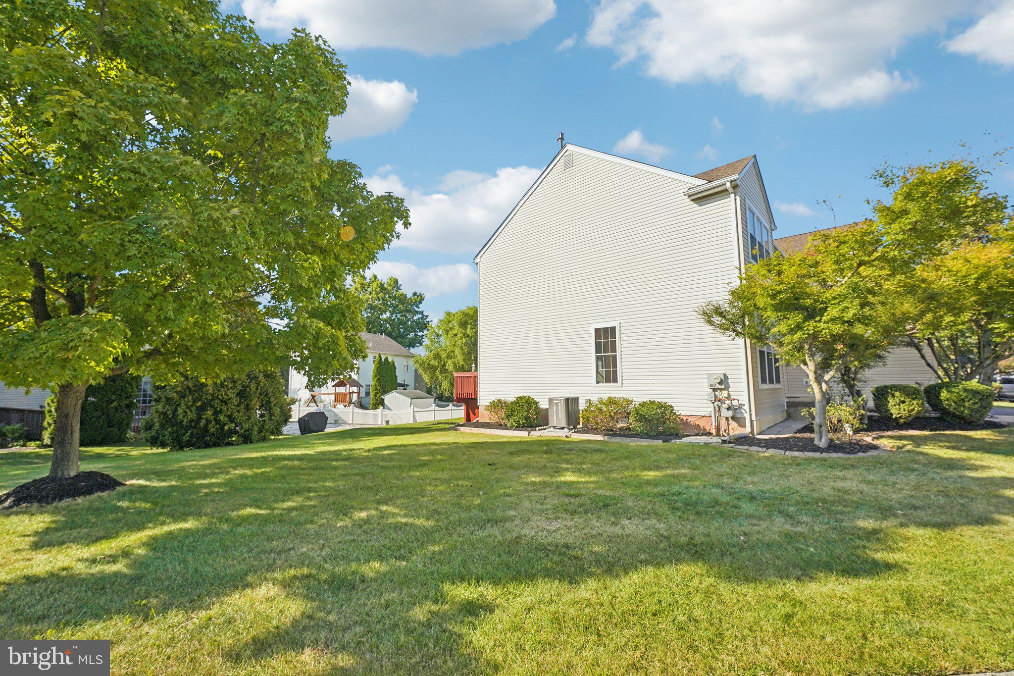 SUMNEY RIDGE - Residential