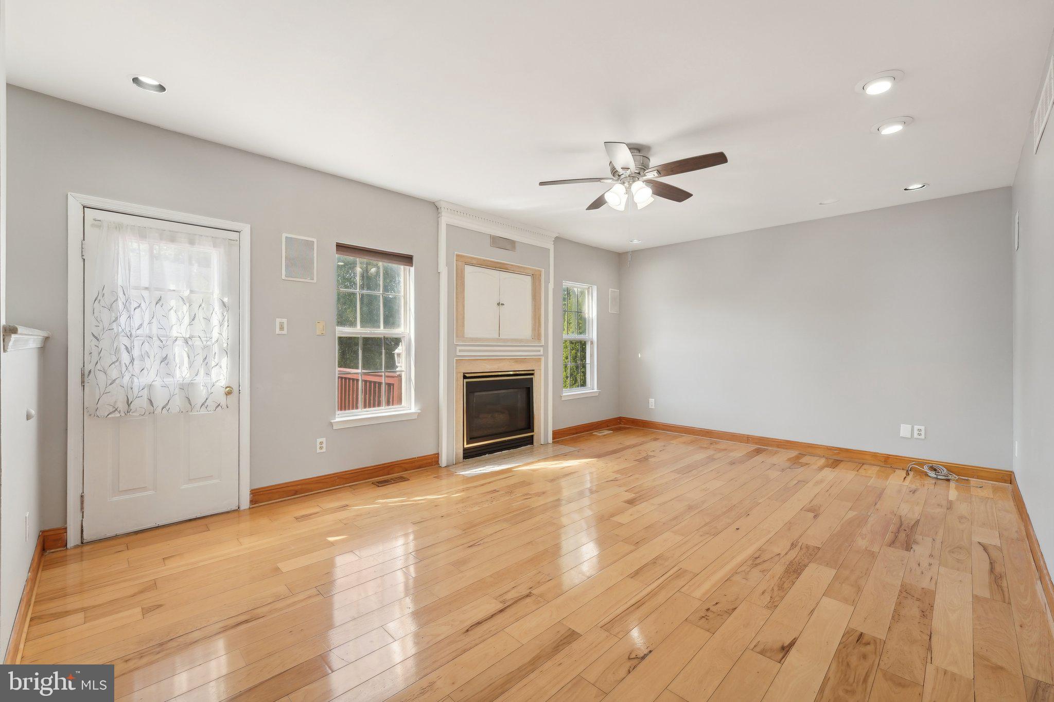 SUMNEY RIDGE - Residential