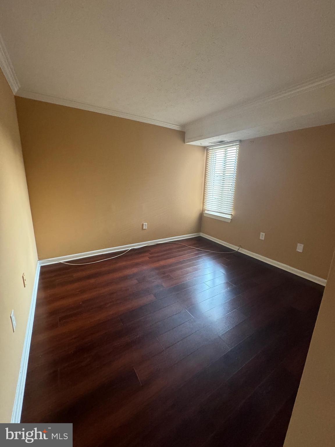 GREENBRIAR CONDO PHASE I - Residential Lease