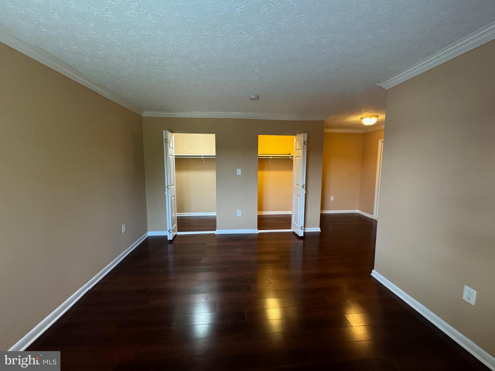 GREENBRIAR CONDO PHASE I - Residential Lease