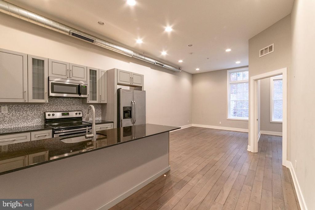 Photo of 135 N 3rd Street #UNIT 2C, PHILADELPHIA, PA 19106 (MLS # PAPH2533378)