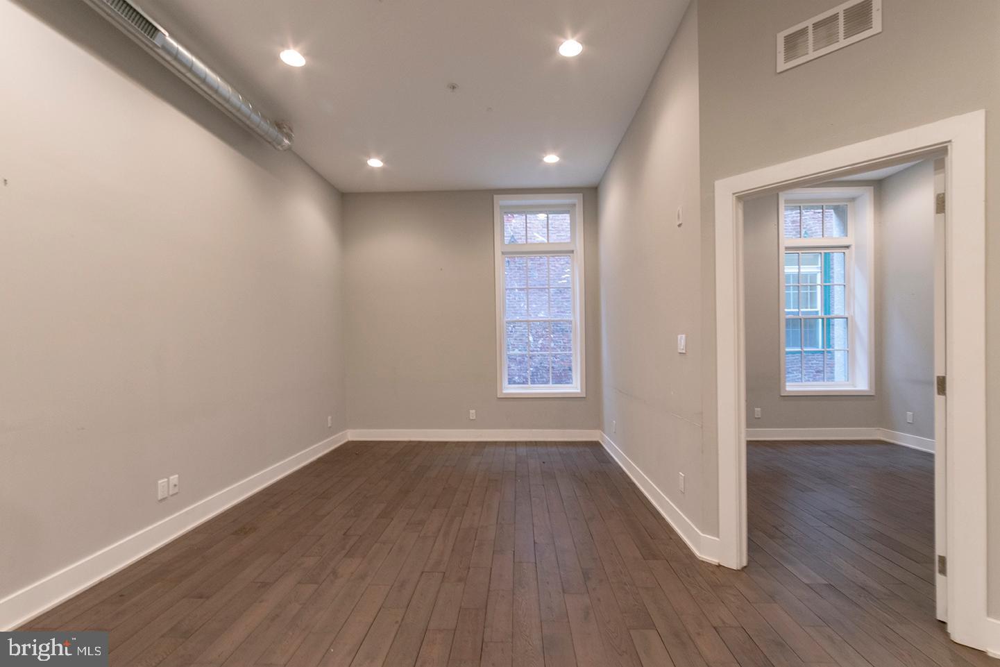 OLD CITY - Residential Lease