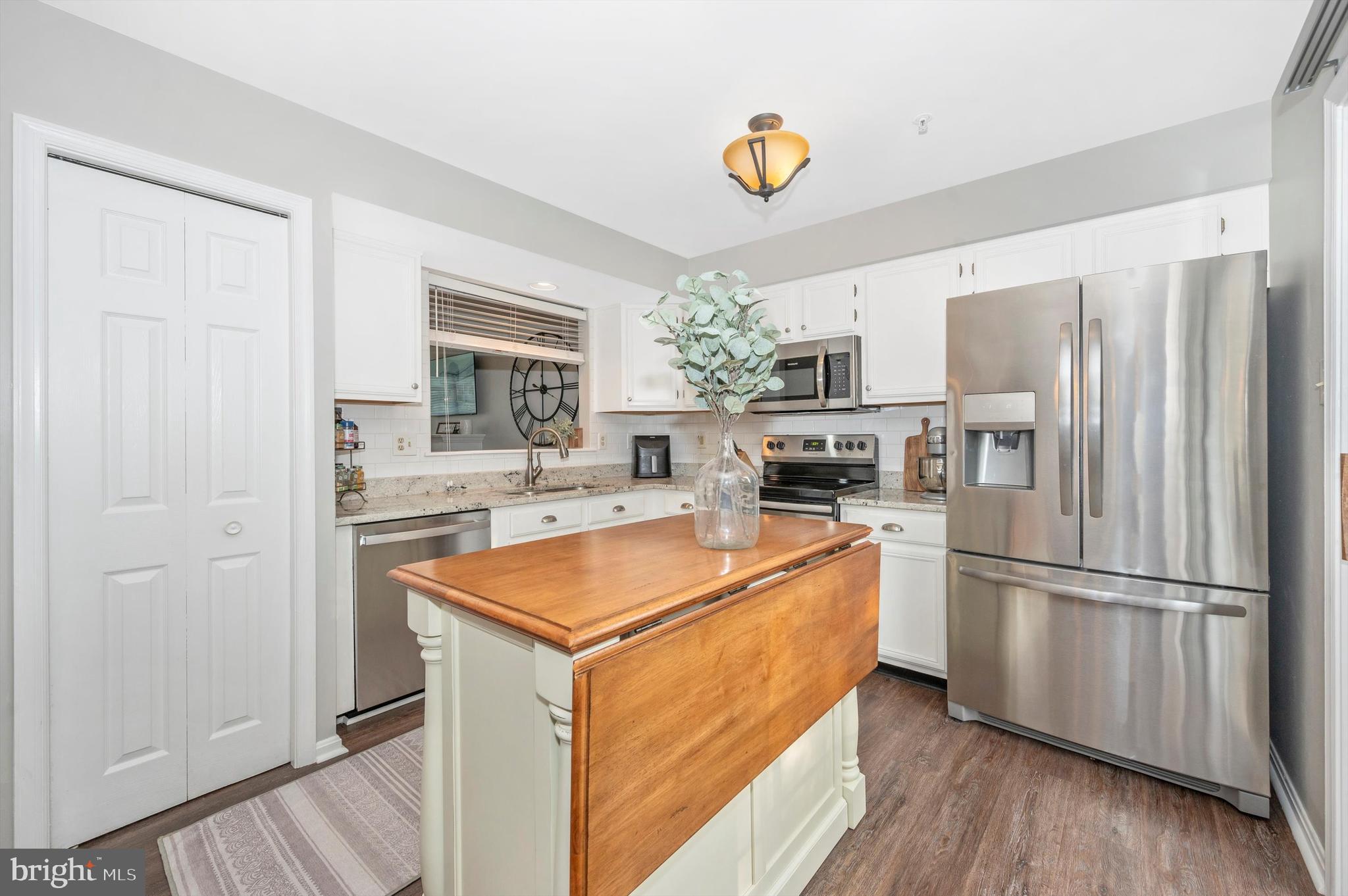 HUNTERS CROSS - Residential