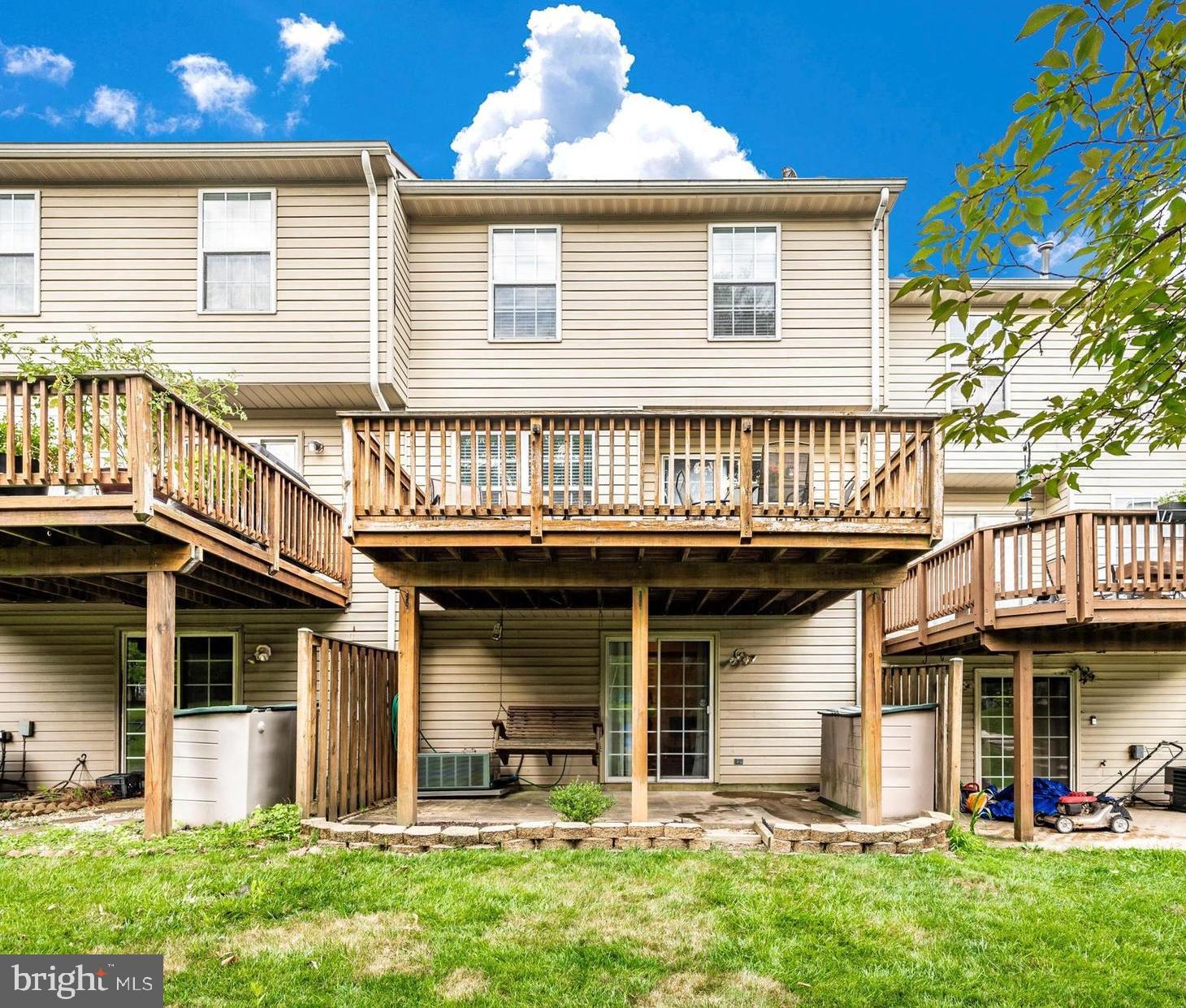 HUNTERS CROSS - Residential