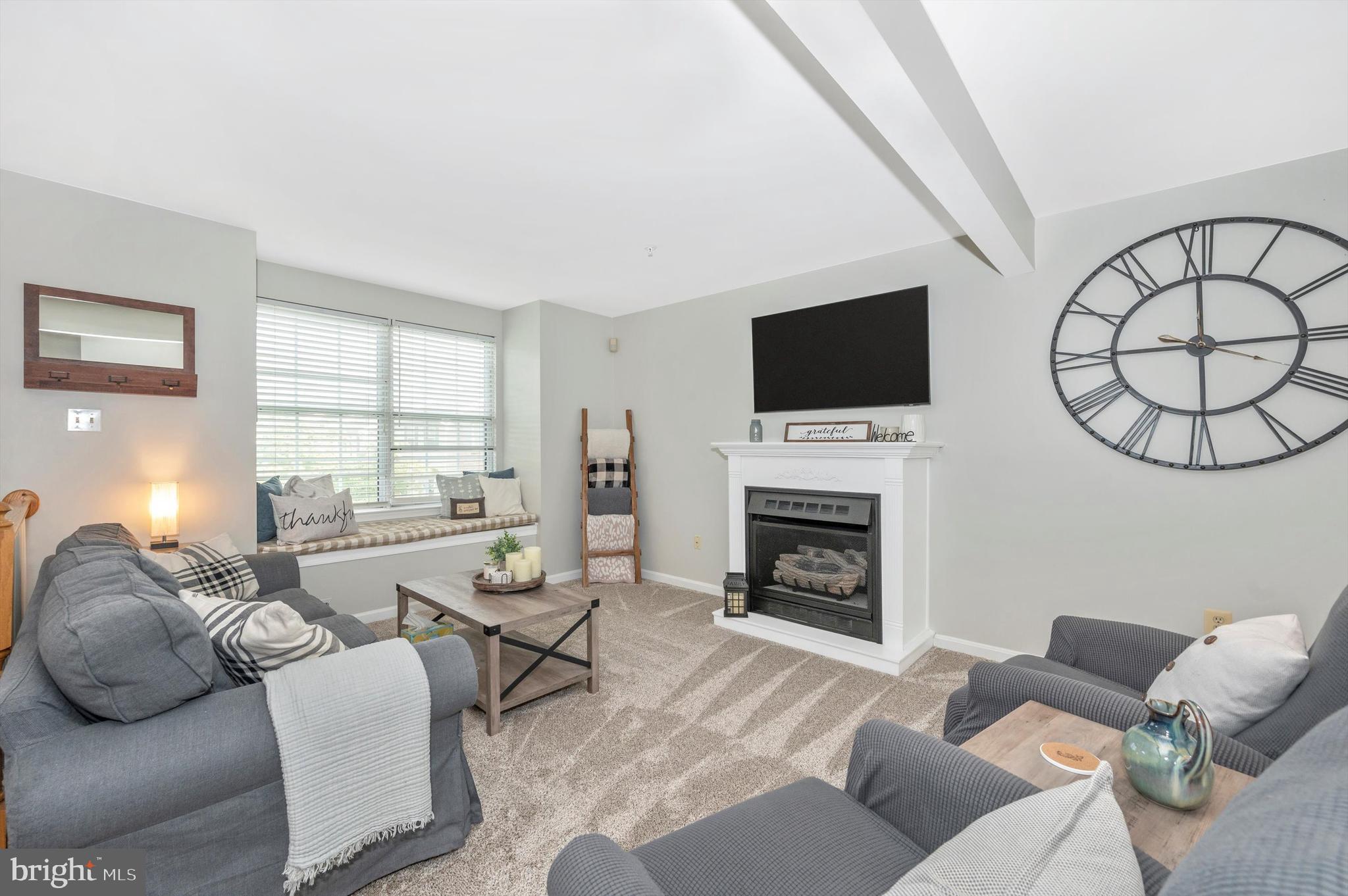 HUNTERS CROSS - Residential