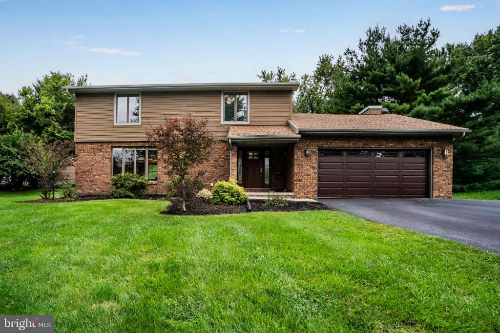 Photo of 1632 Lori Lane, HARRISBURG, PA 17110 (MLS # PADA2064396)