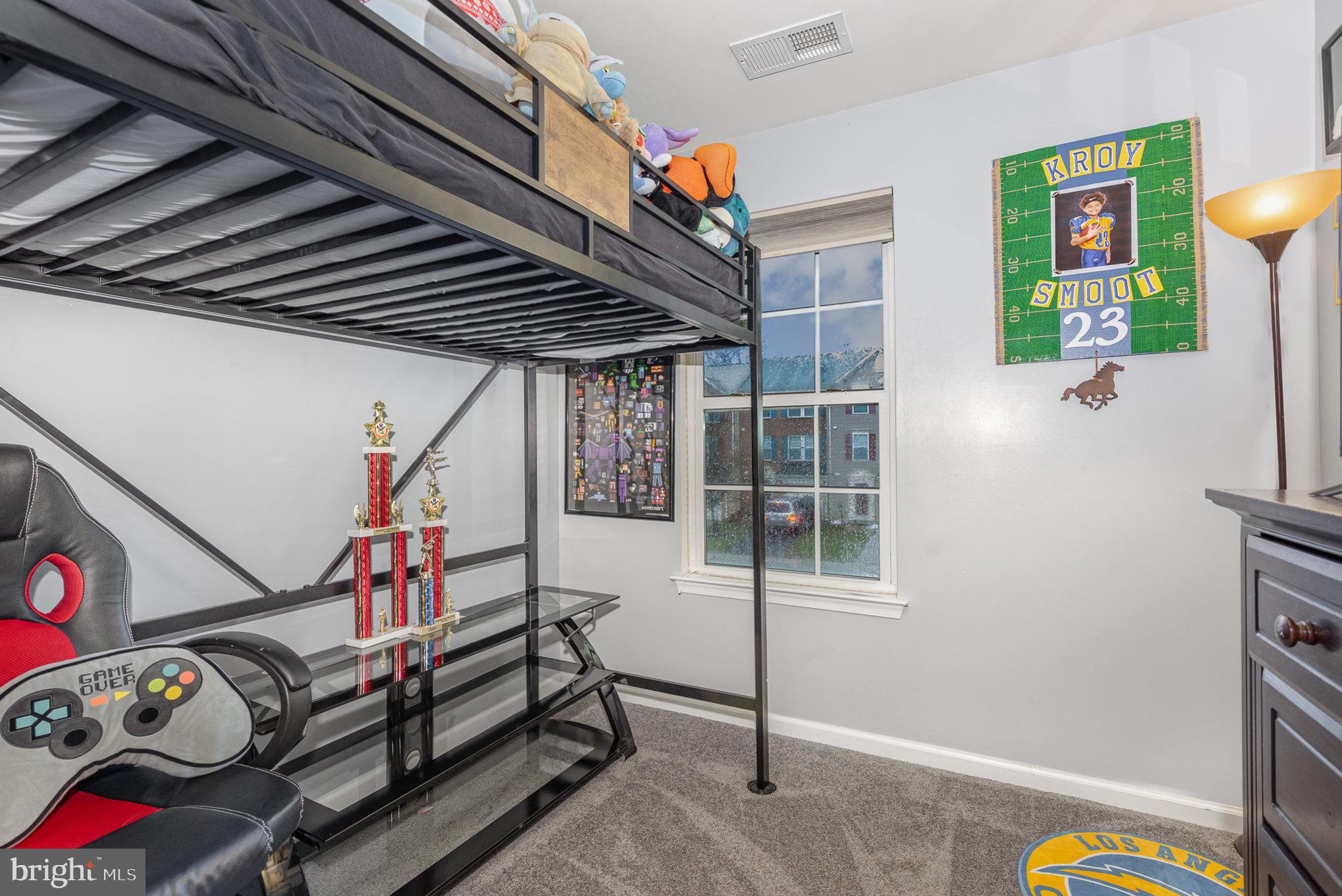 NORTHFIELD - Residential