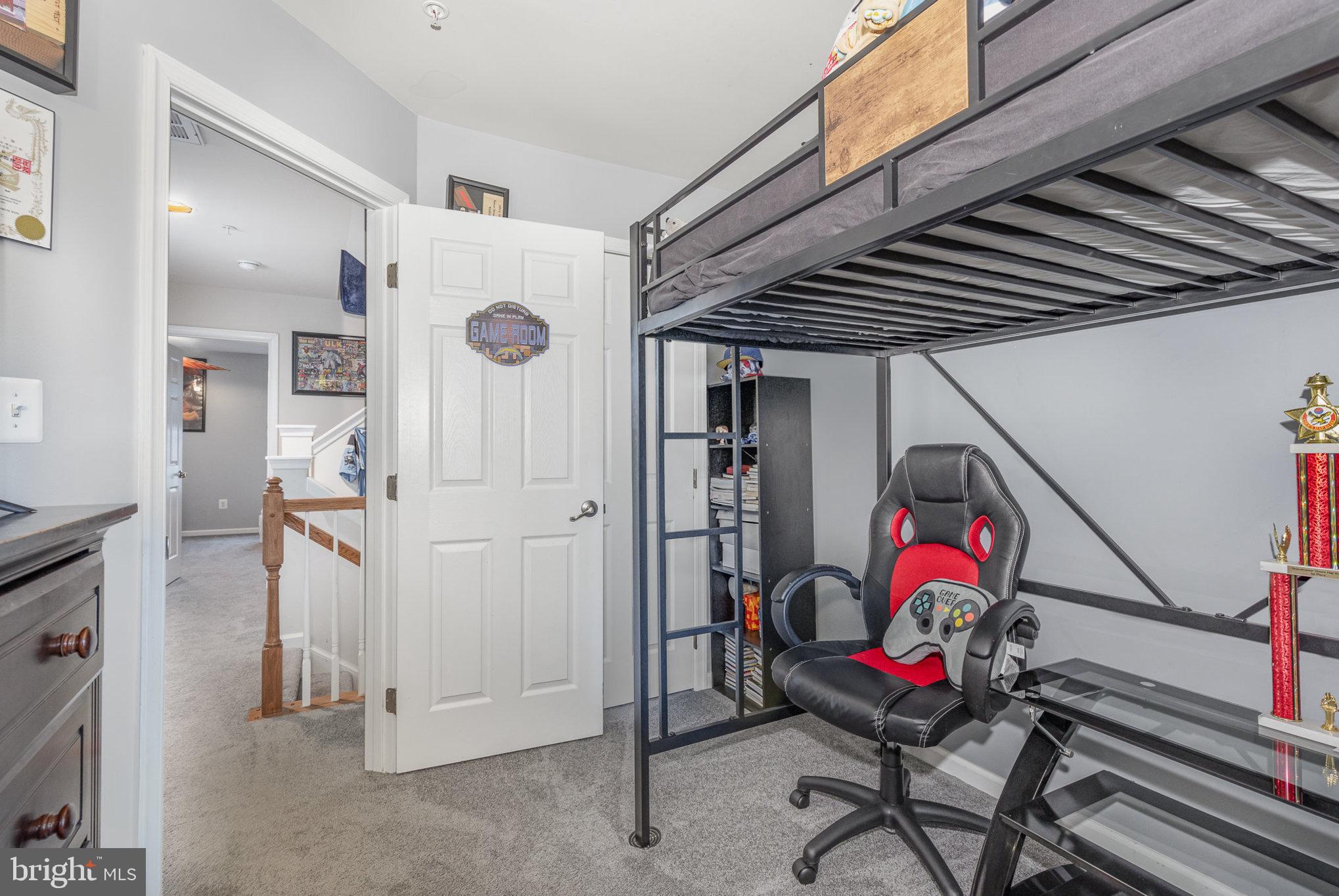 NORTHFIELD - Residential