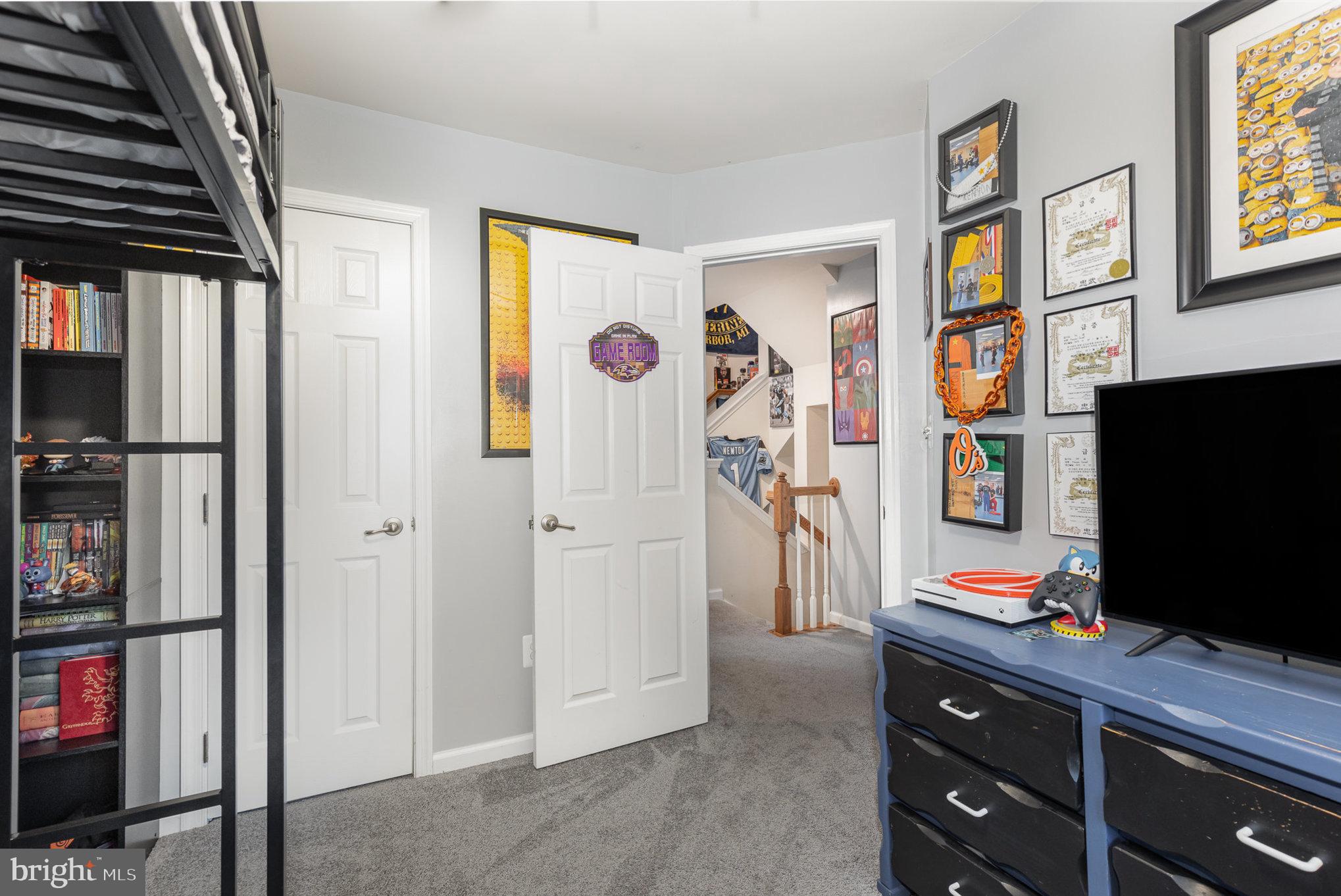 NORTHFIELD - Residential