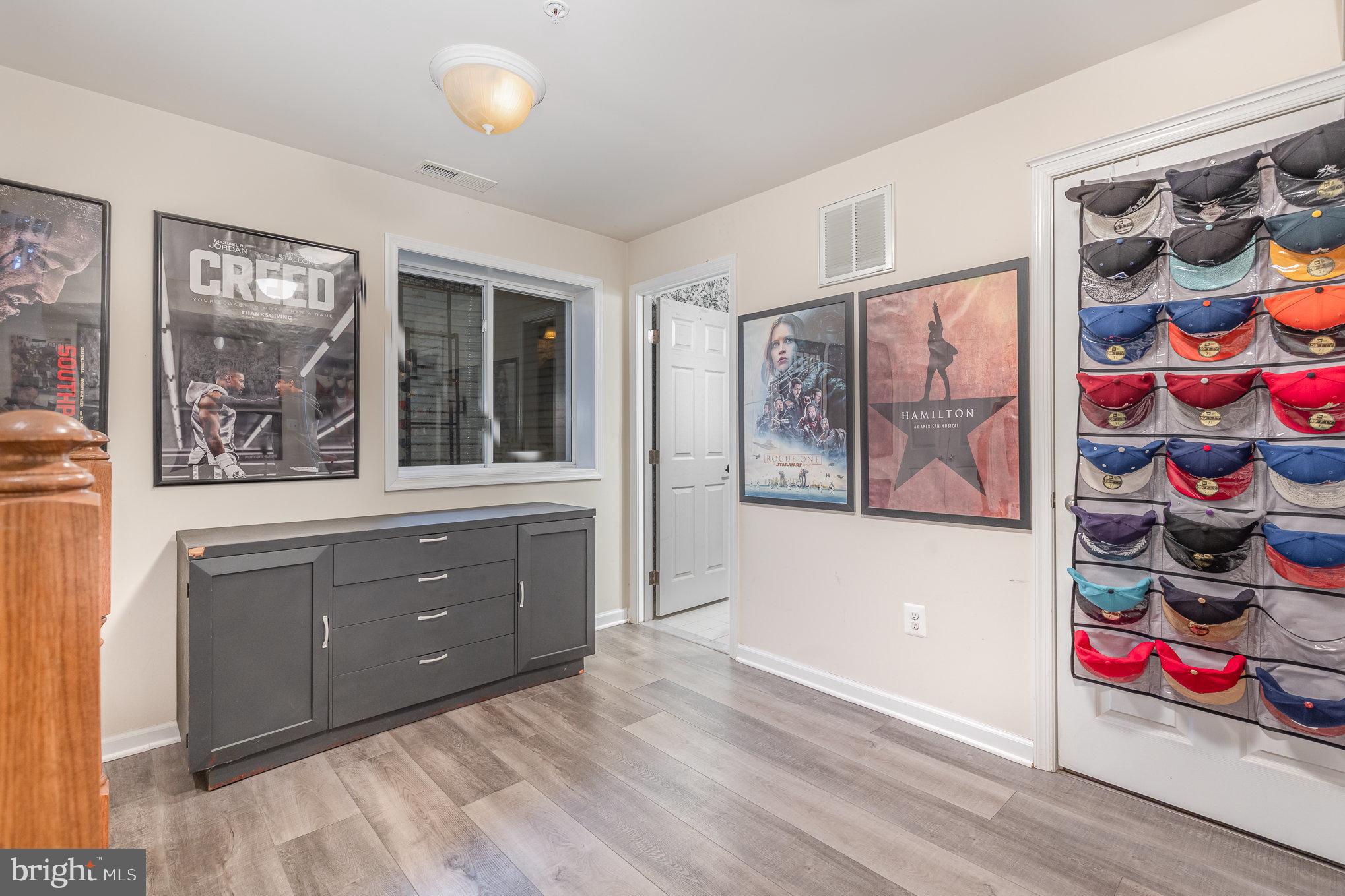 NORTHFIELD - Residential