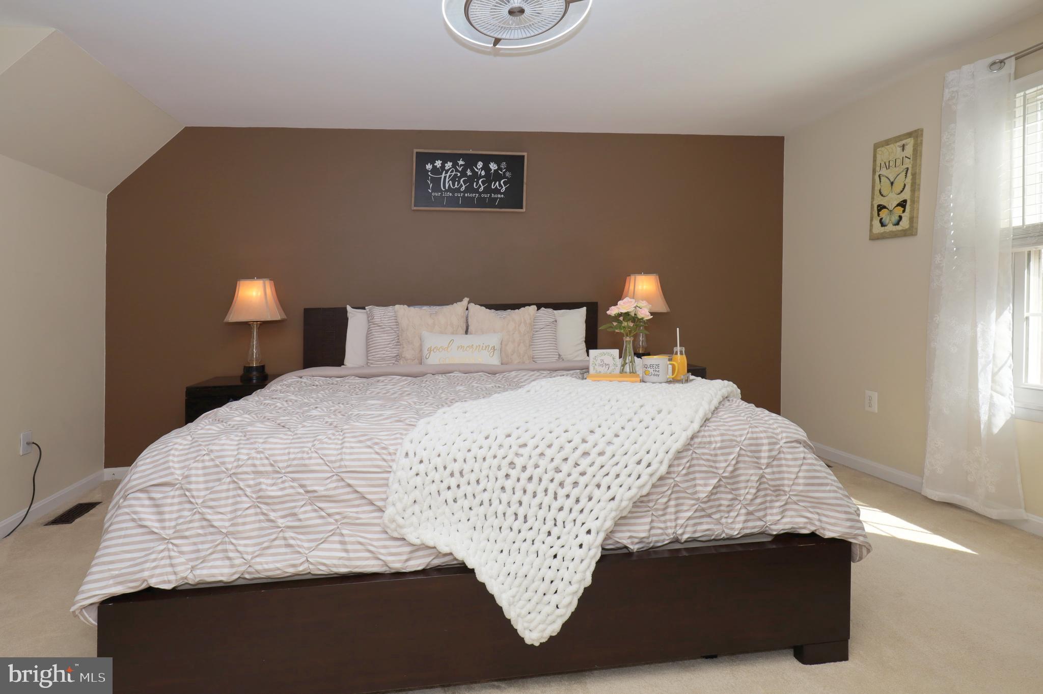 DALE CITY - Residential