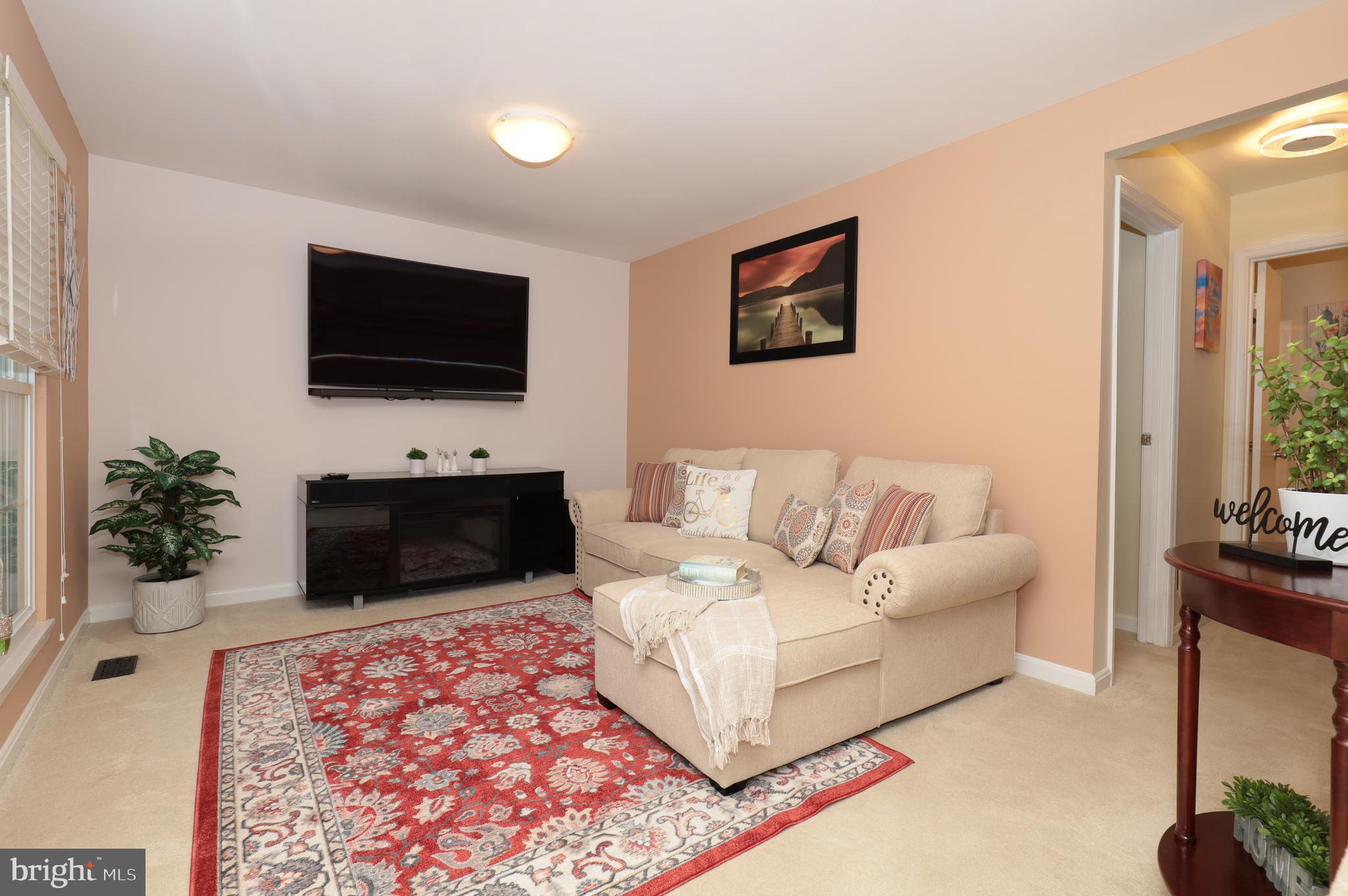 DALE CITY - Residential