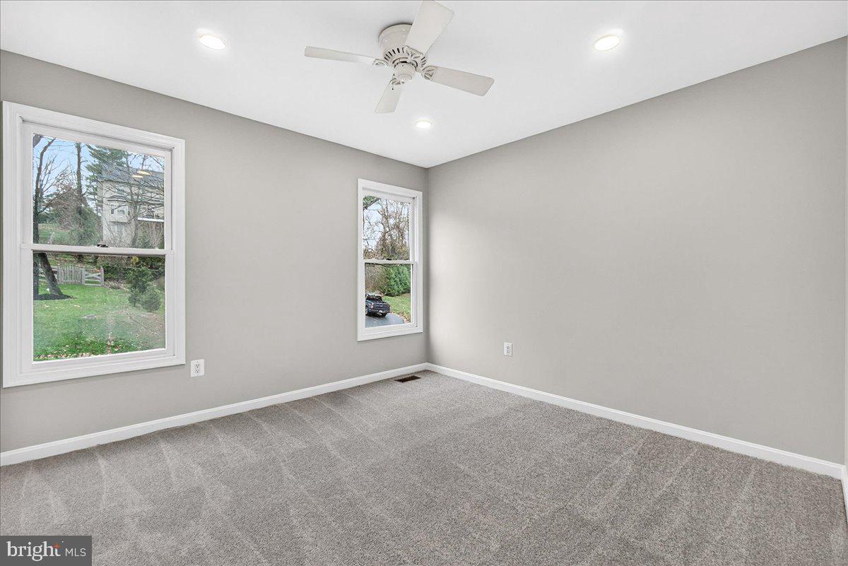 THE MEADOWS - Residential