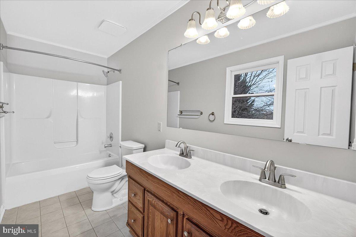 THE MEADOWS - Residential