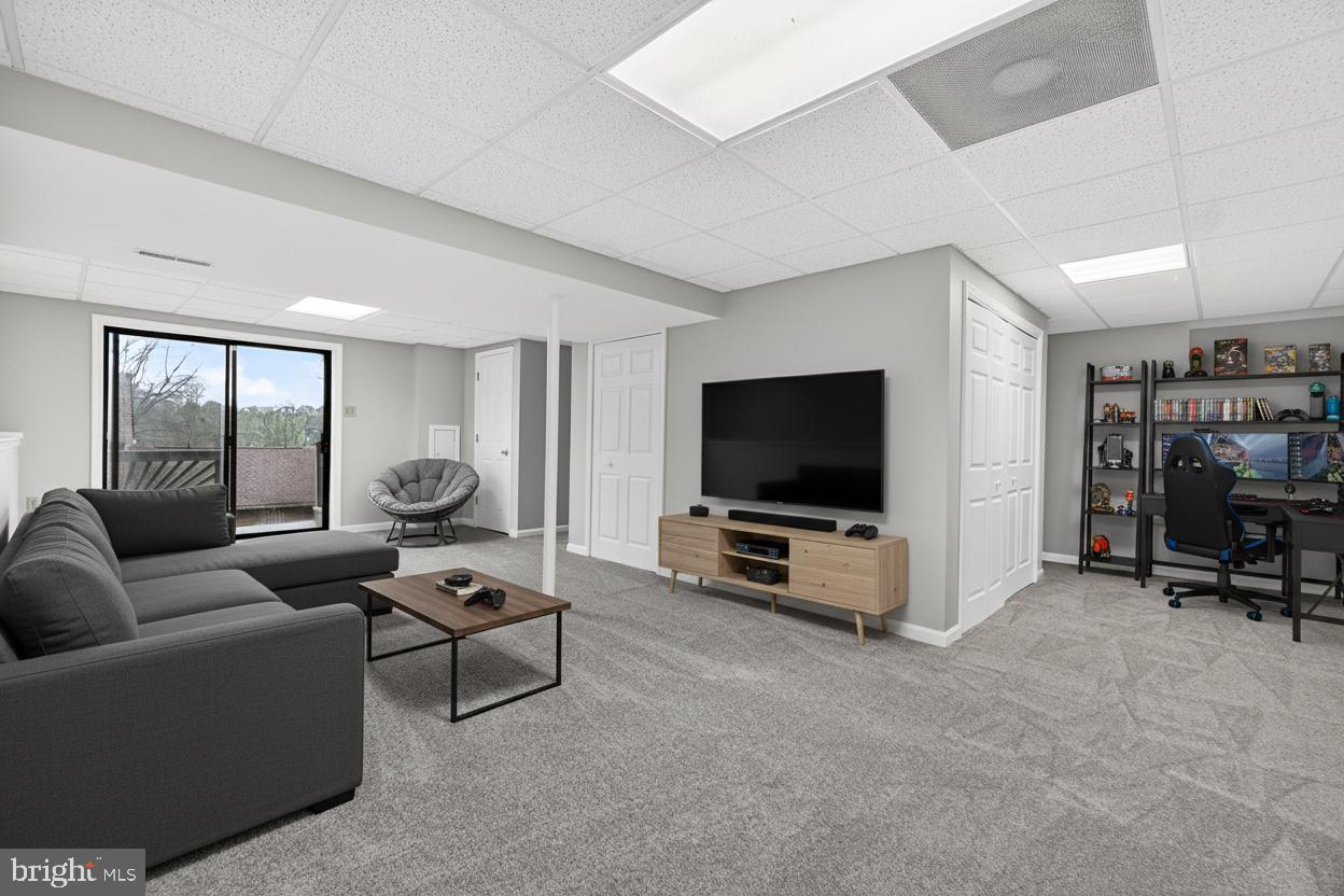 THE MEADOWS - Residential