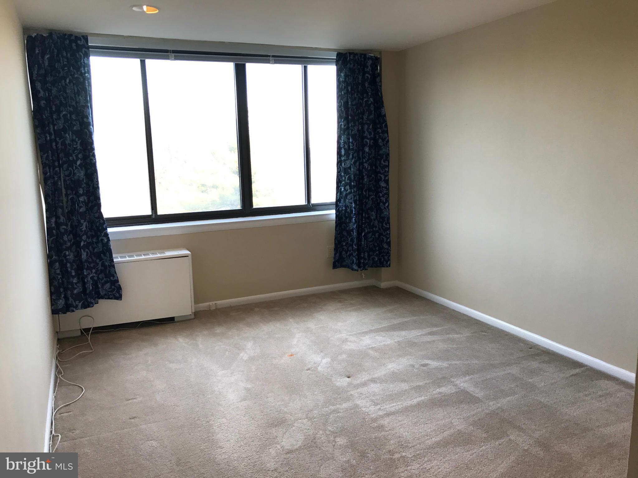 CARLYN PLACE - Residential Lease