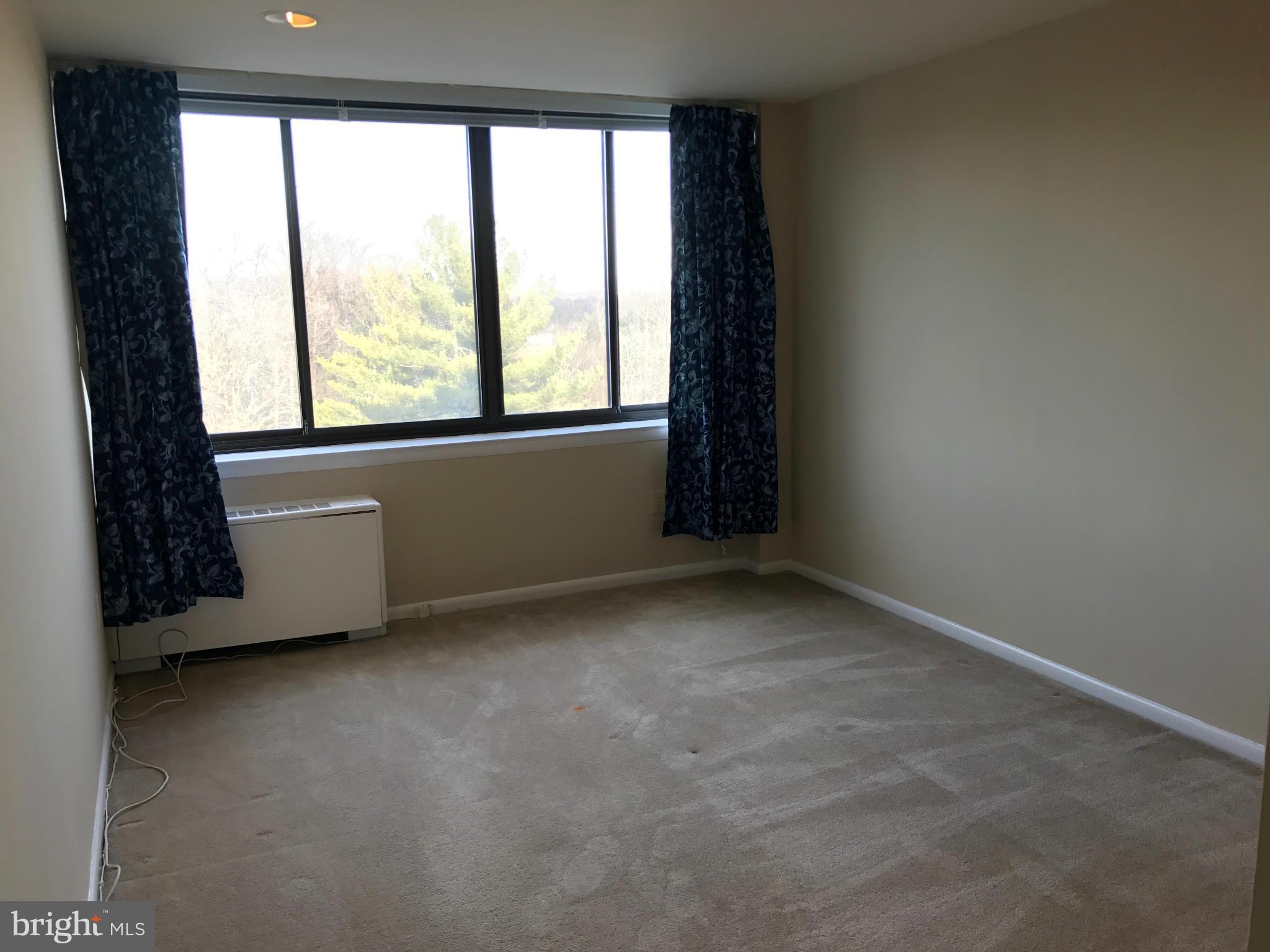 CARLYN PLACE - Residential Lease