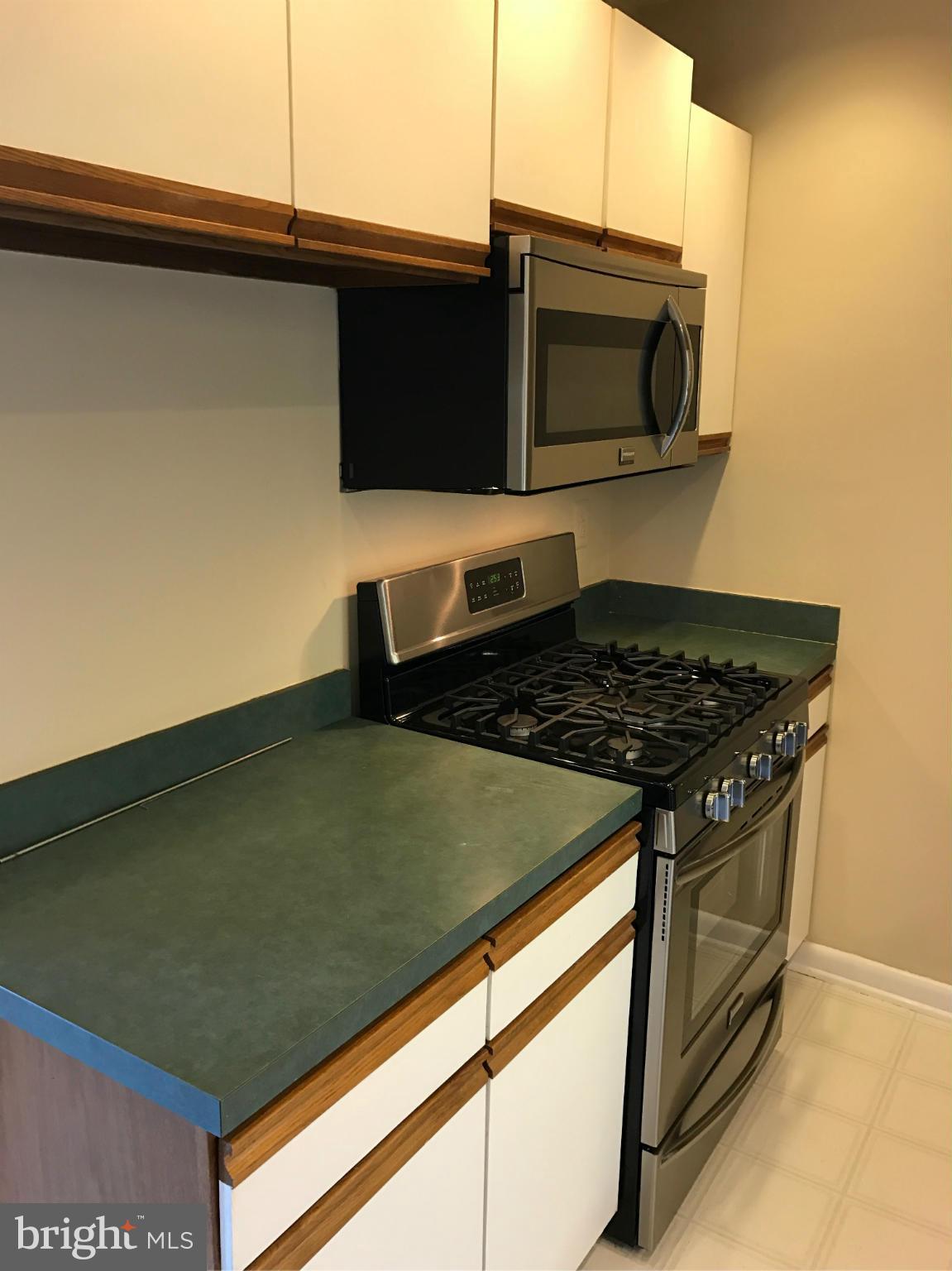 CARLYN PLACE - Residential Lease