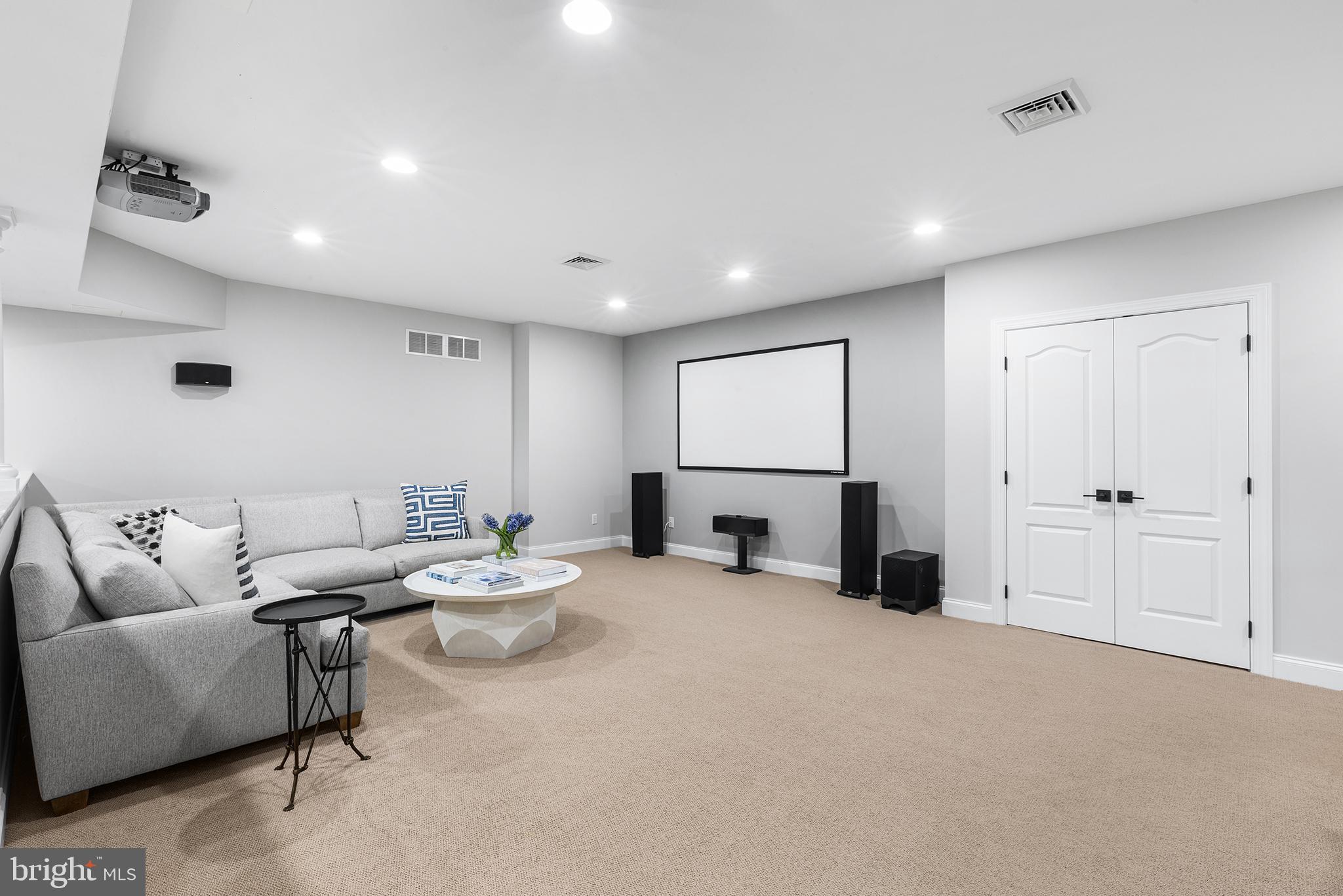 MARSHALLTON CHASE - Residential