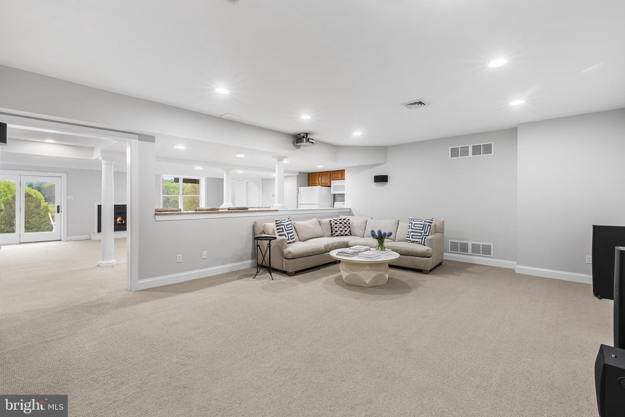 MARSHALLTON CHASE - Residential