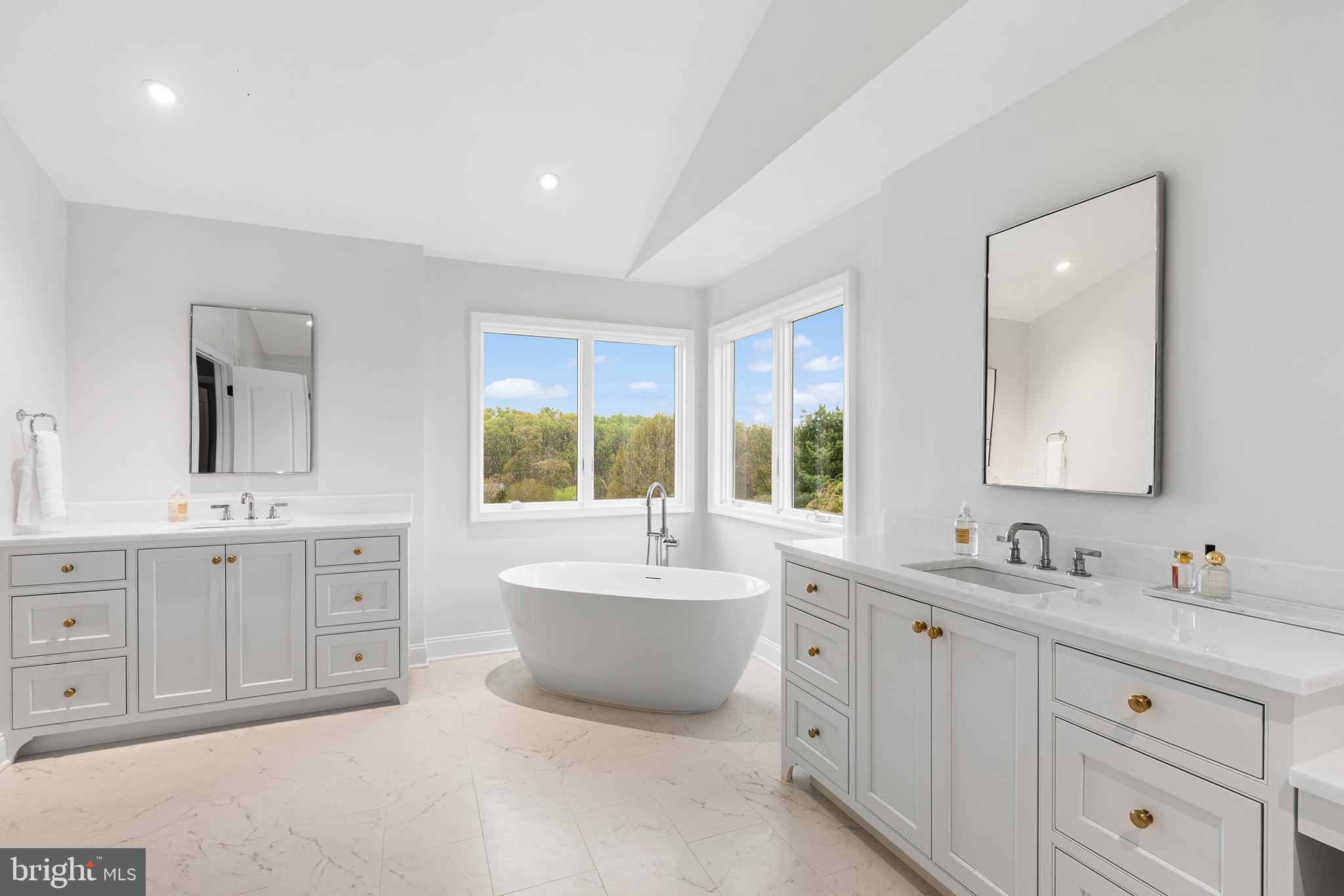 MARSHALLTON CHASE - Residential