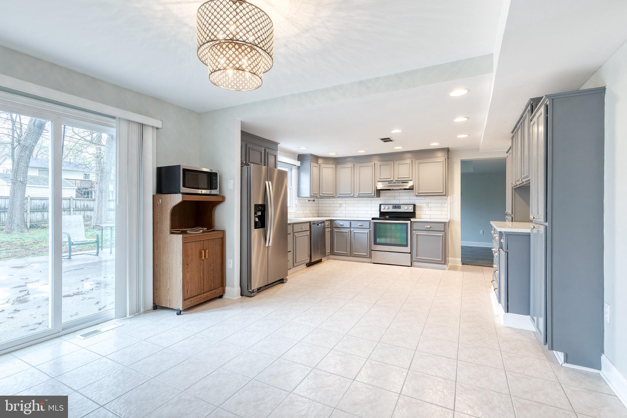 2263 MISTWOOD CIRCLE