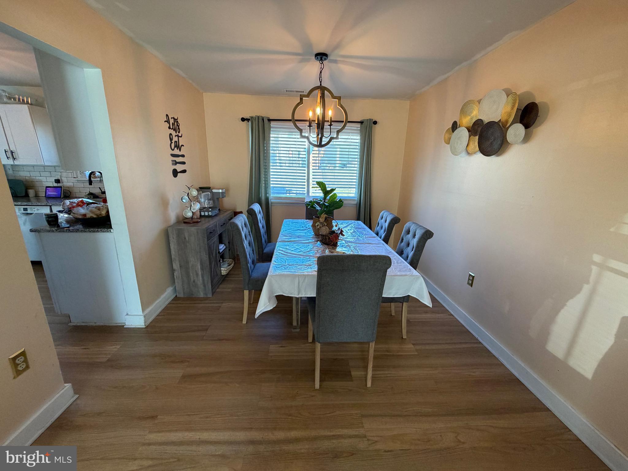 6490 HEATHERFIELD WAY