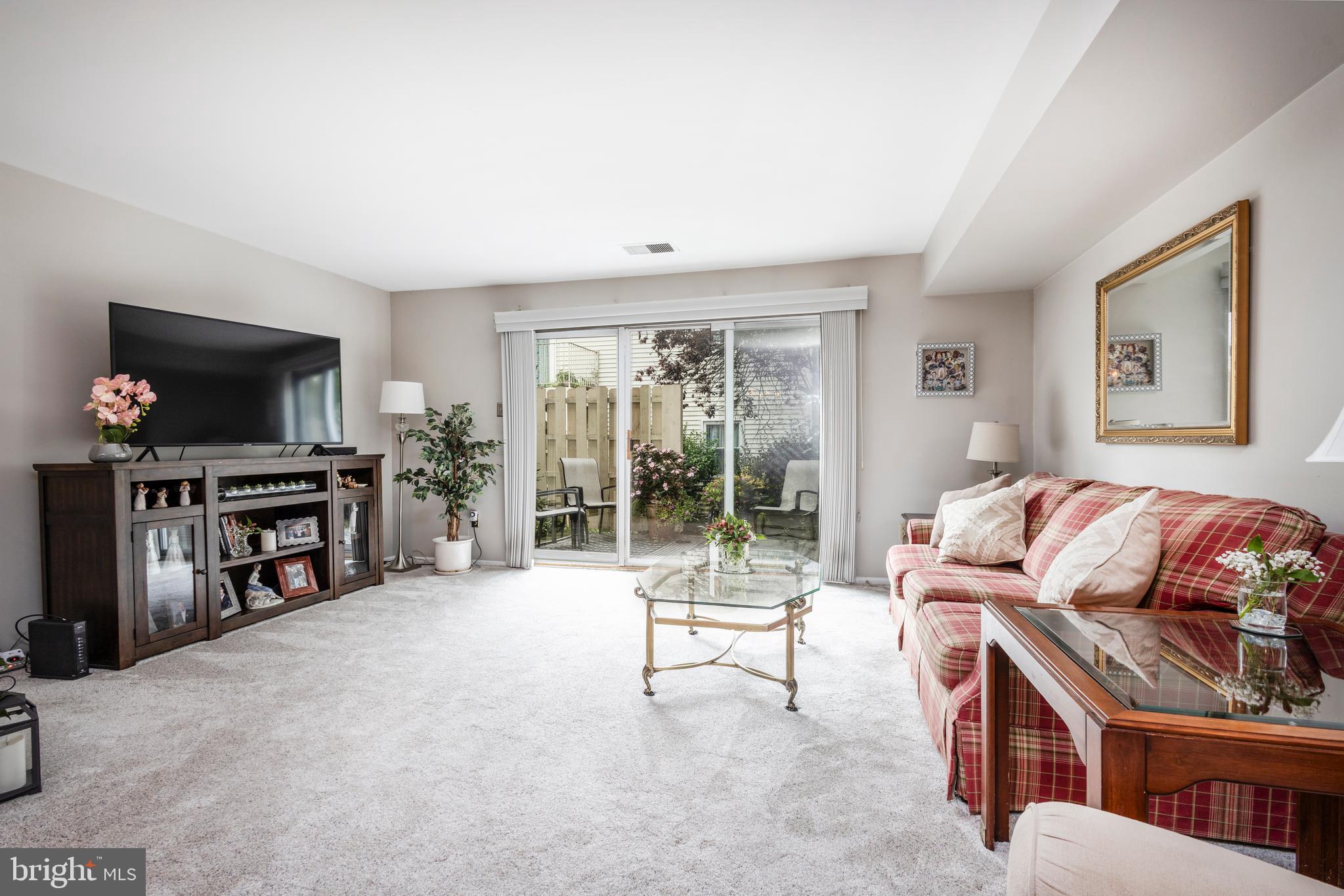 90 HAMPSTEAD DRIVE 90
