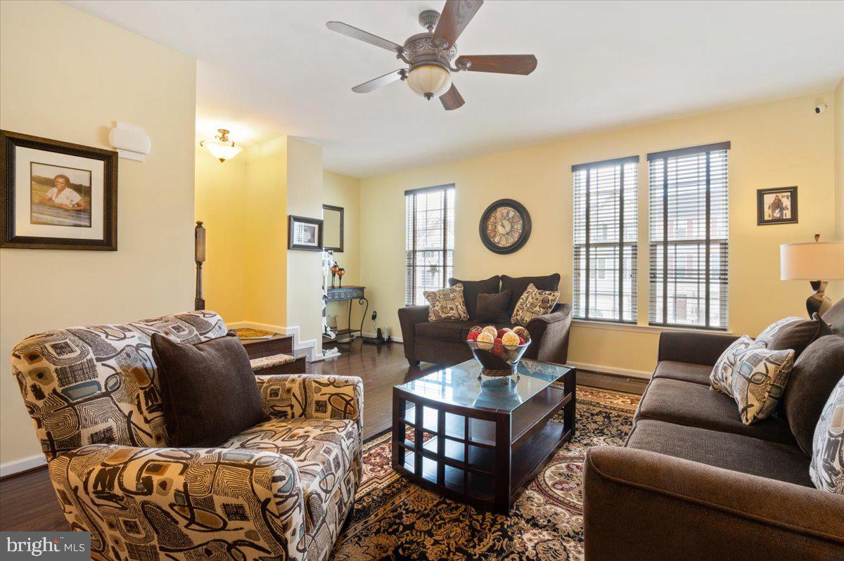 BROOKFIELD - Residential