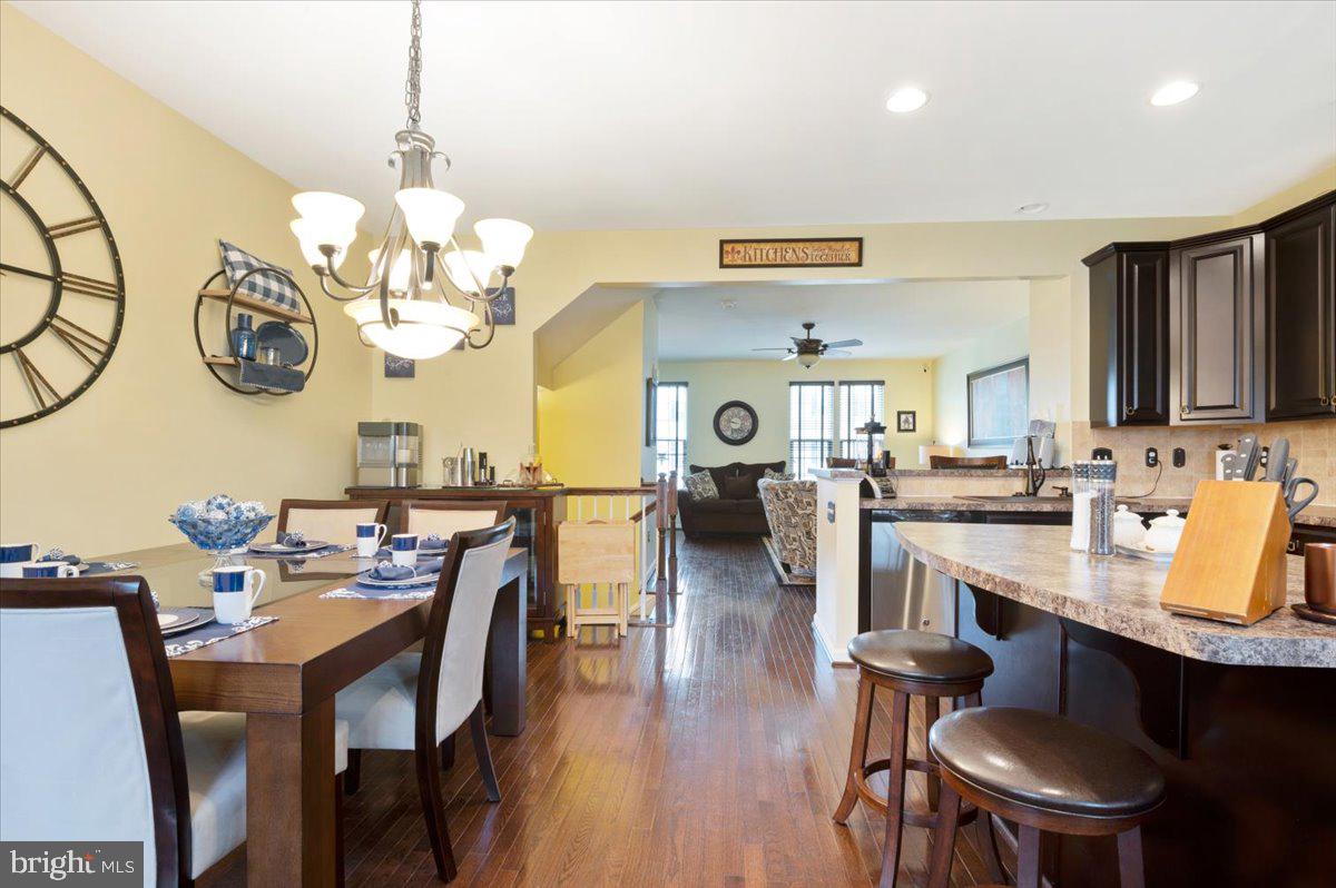 BROOKFIELD - Residential