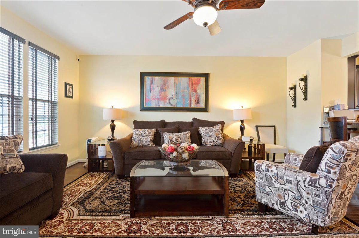 BROOKFIELD - Residential