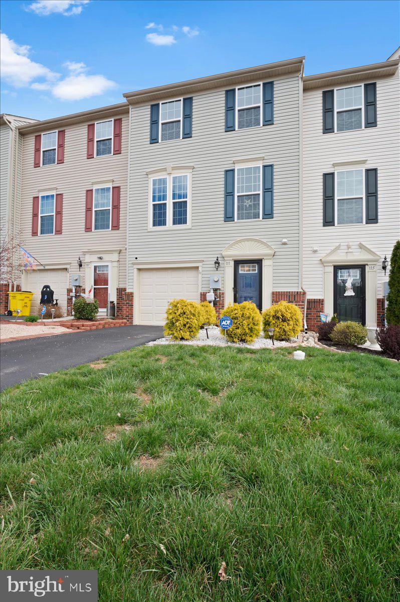BROOKFIELD - Residential