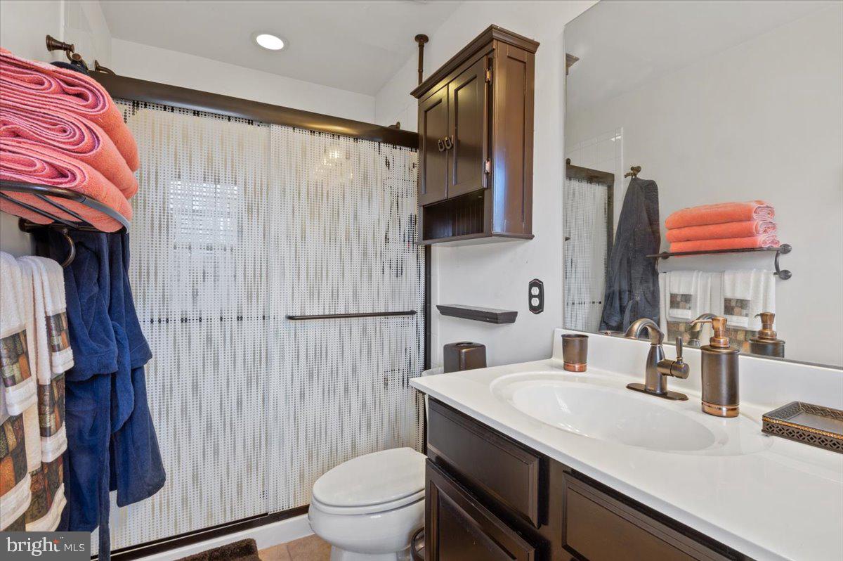 BROOKFIELD - Residential